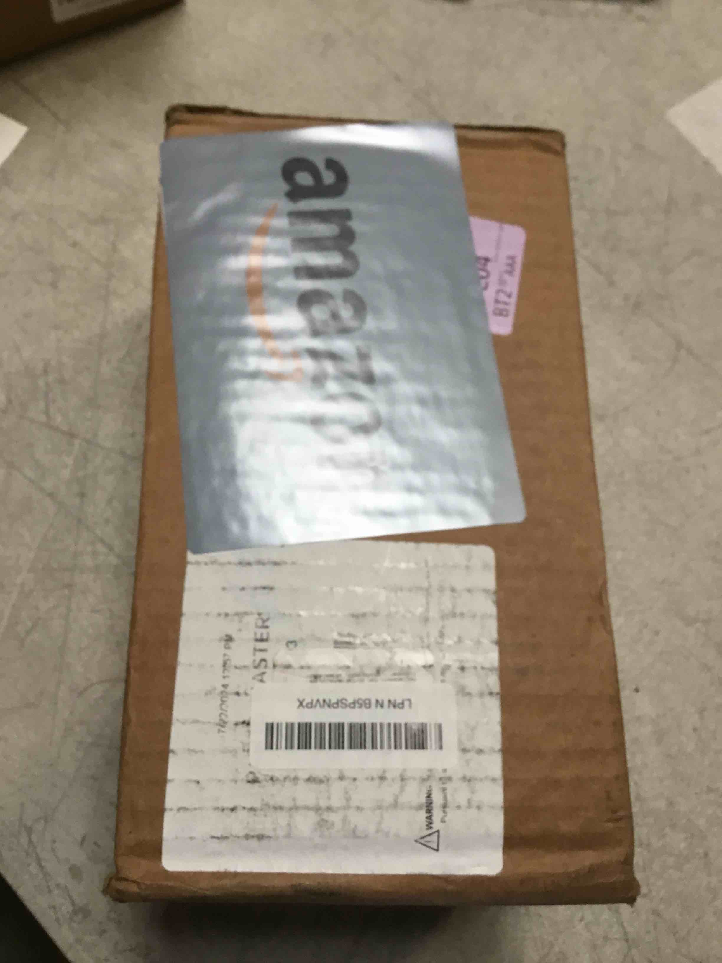 https://s3.amazonaws.com/lotting-images-prod/bidfta/PNK2235194_1745855107057.jpeg