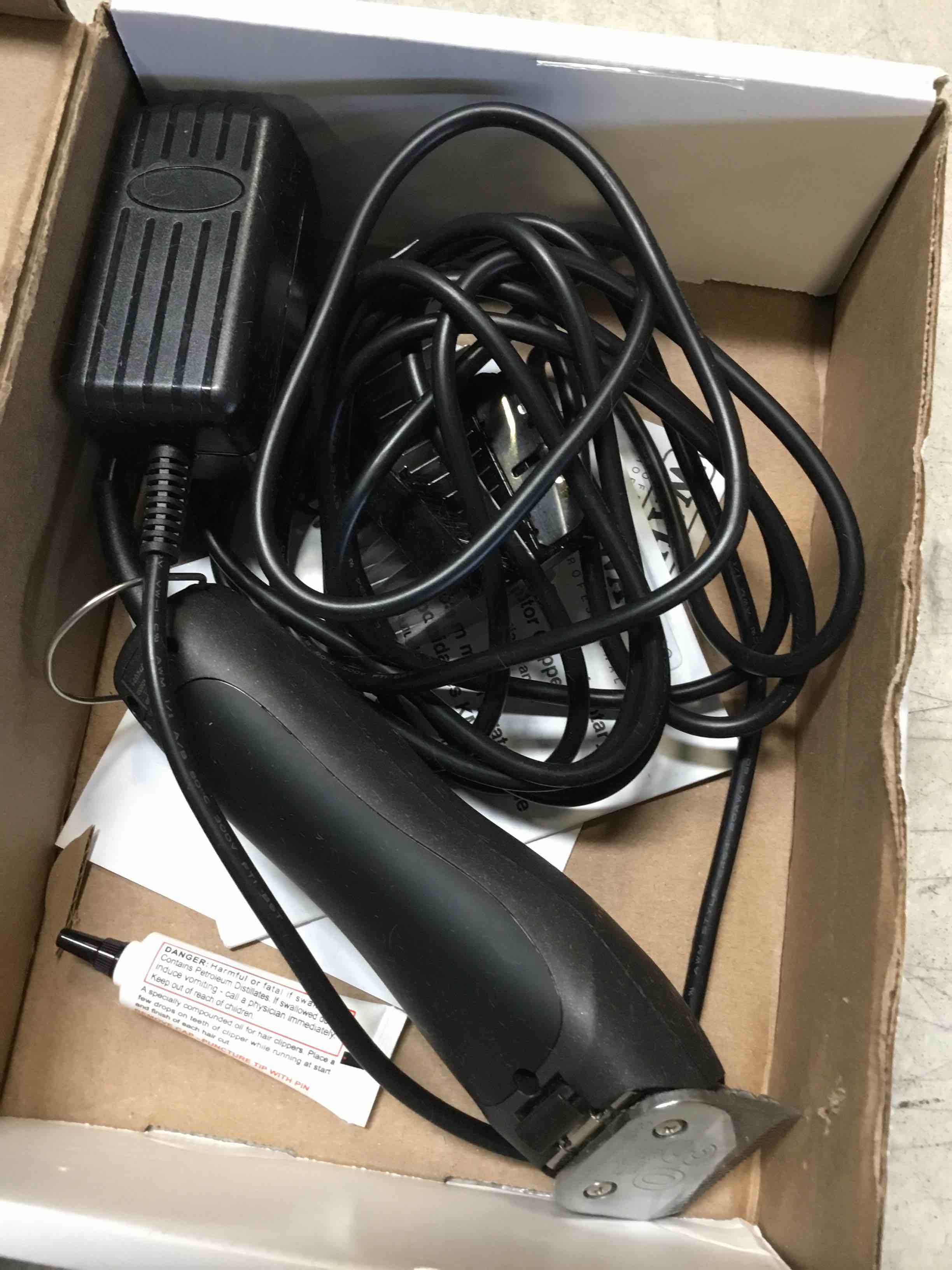 https://s3.amazonaws.com/lotting-images-prod/bidfta/PNK2235209_1745859214006.jpeg