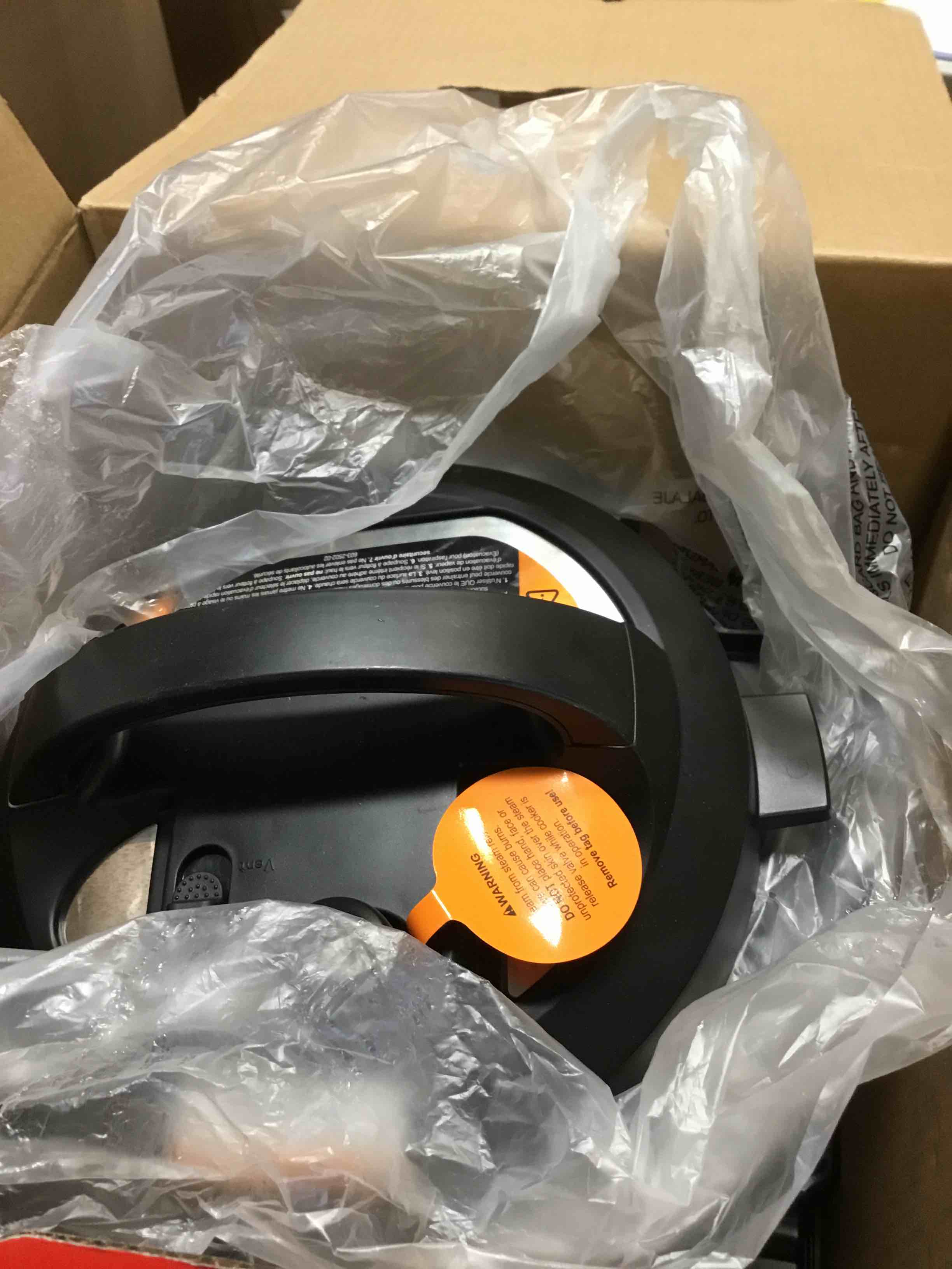 https://s3.amazonaws.com/lotting-images-prod/bidfta/PNK2235258_1745866842153.jpeg
