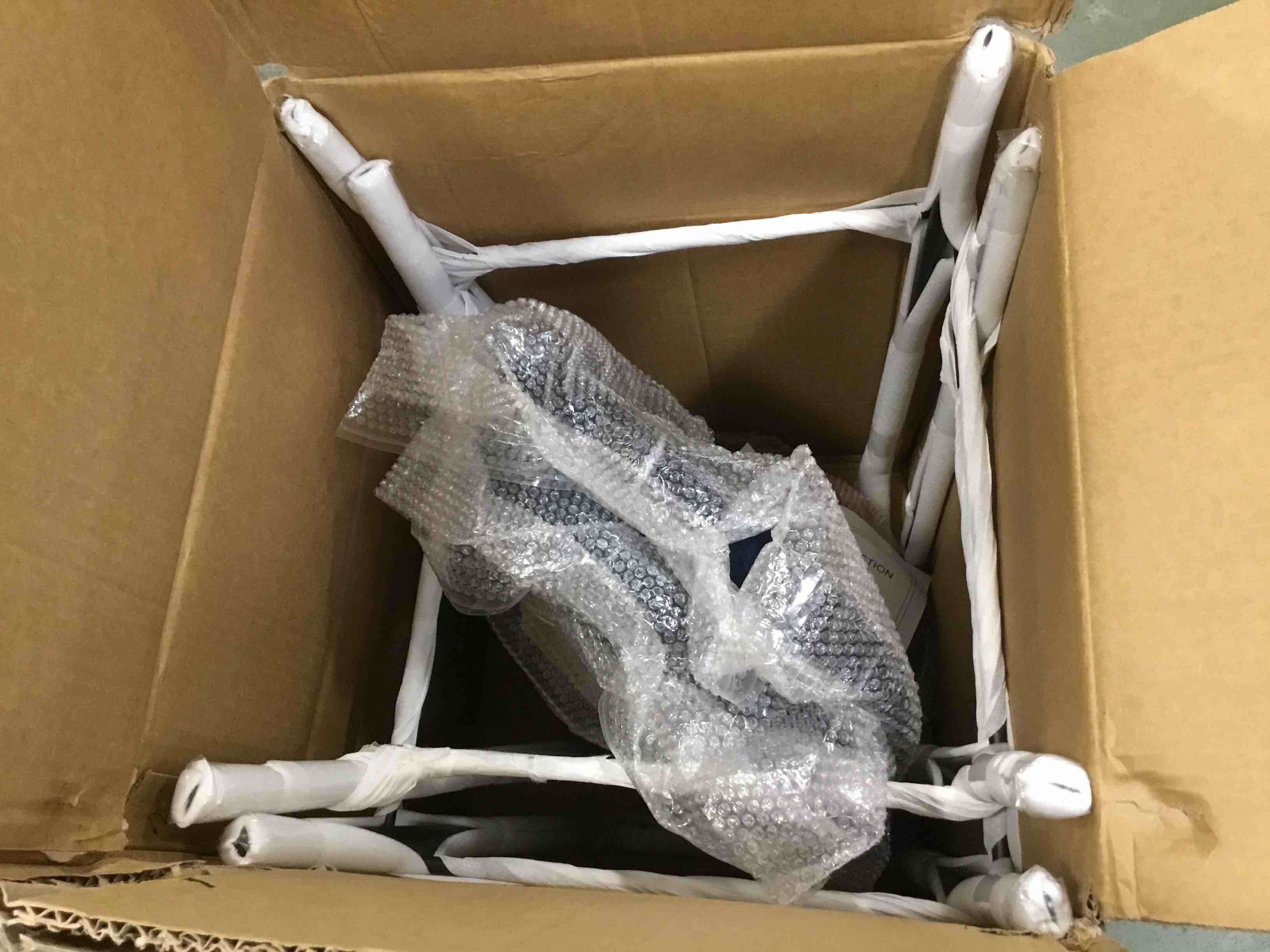 https://s3.amazonaws.com/lotting-images-prod/bidfta/PNK2235685_1750504590983.jpeg