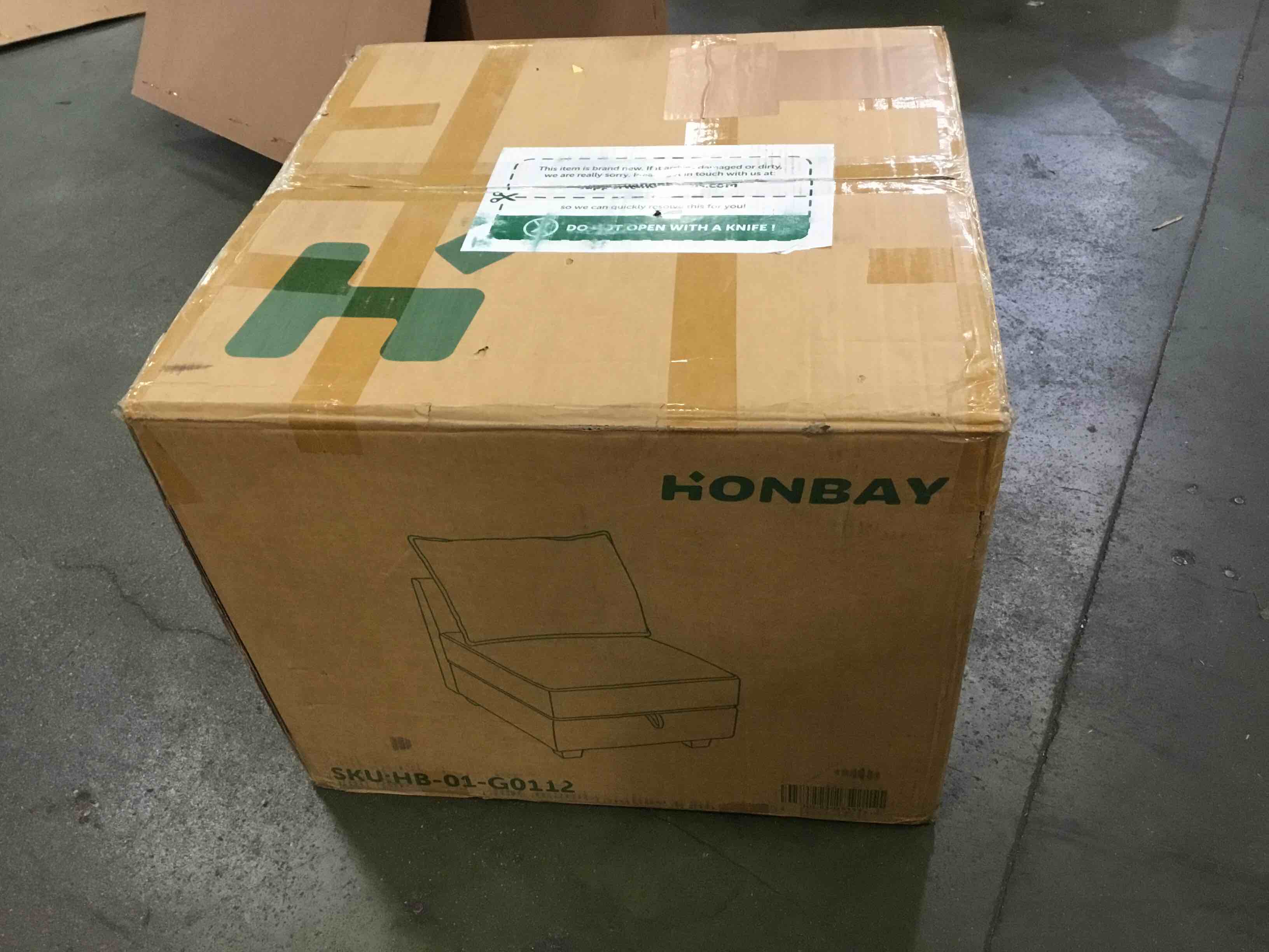 https://s3.amazonaws.com/lotting-images-prod/bidfta/PNK2235757_1750524718698.jpeg