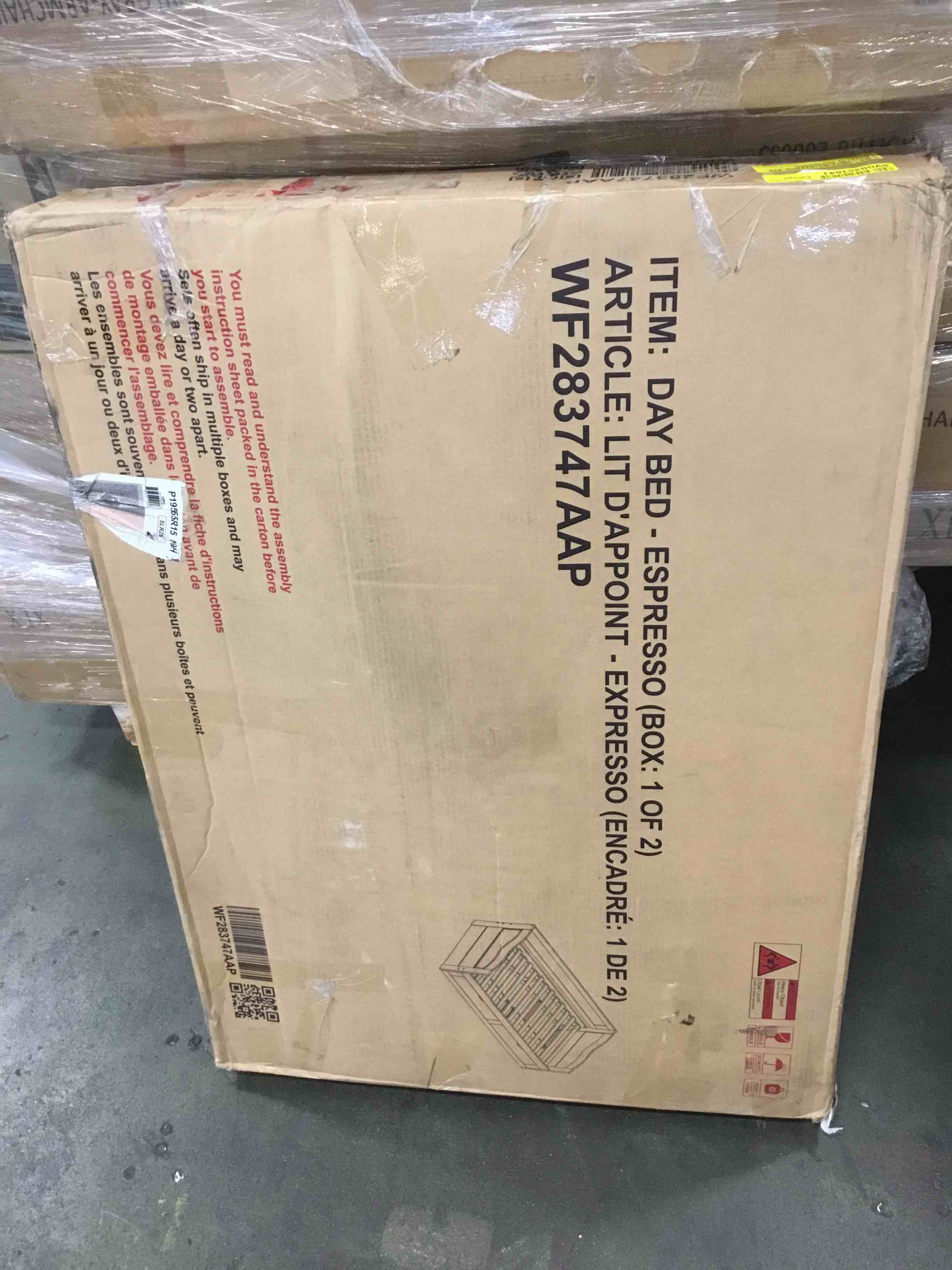 https://s3.amazonaws.com/lotting-images-prod/bidfta/PNK2235762_1750523558052.jpeg