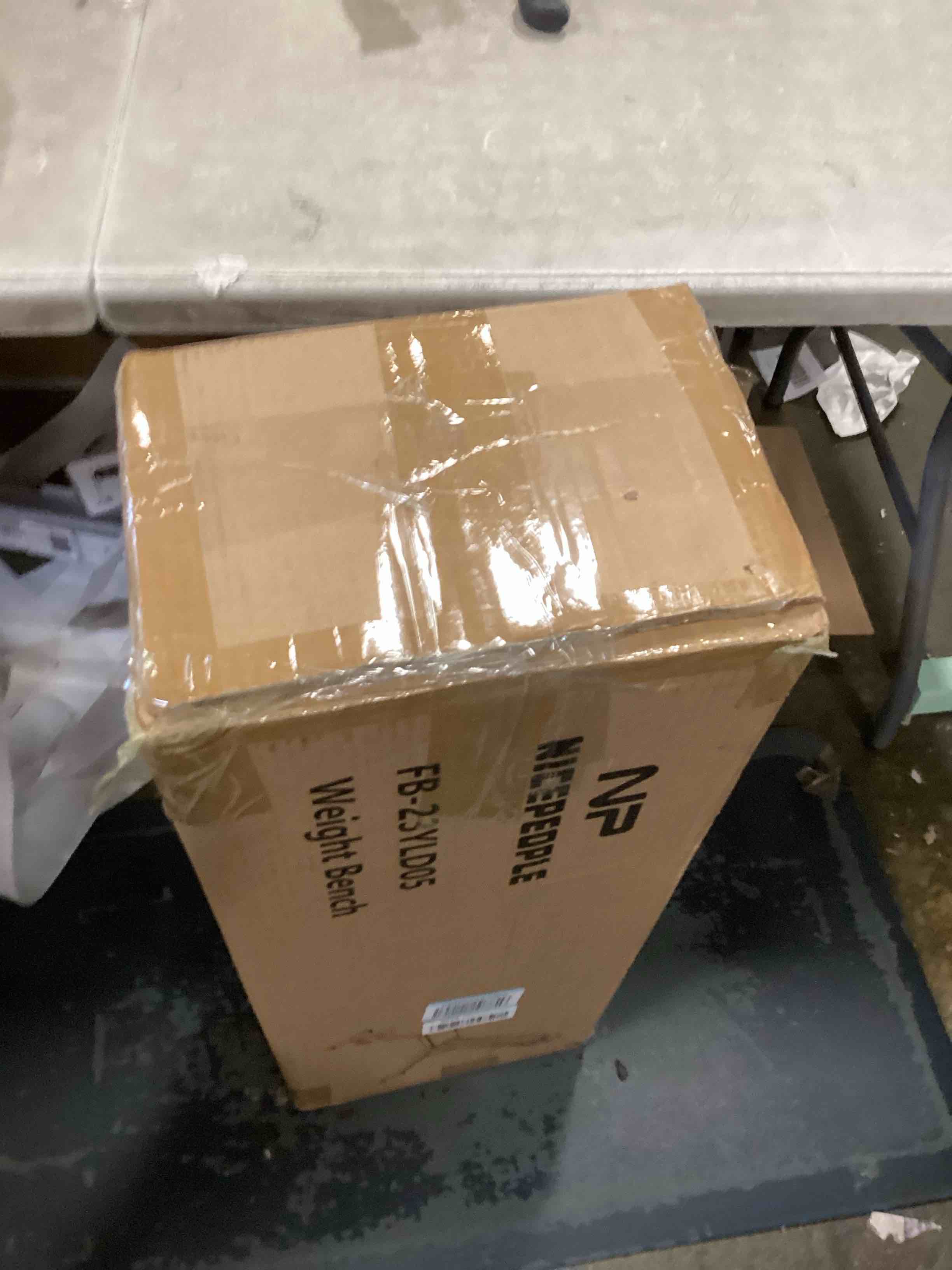 https://s3.amazonaws.com/lotting-images-prod/bidfta/PNK2236385_1742831546953.jpeg