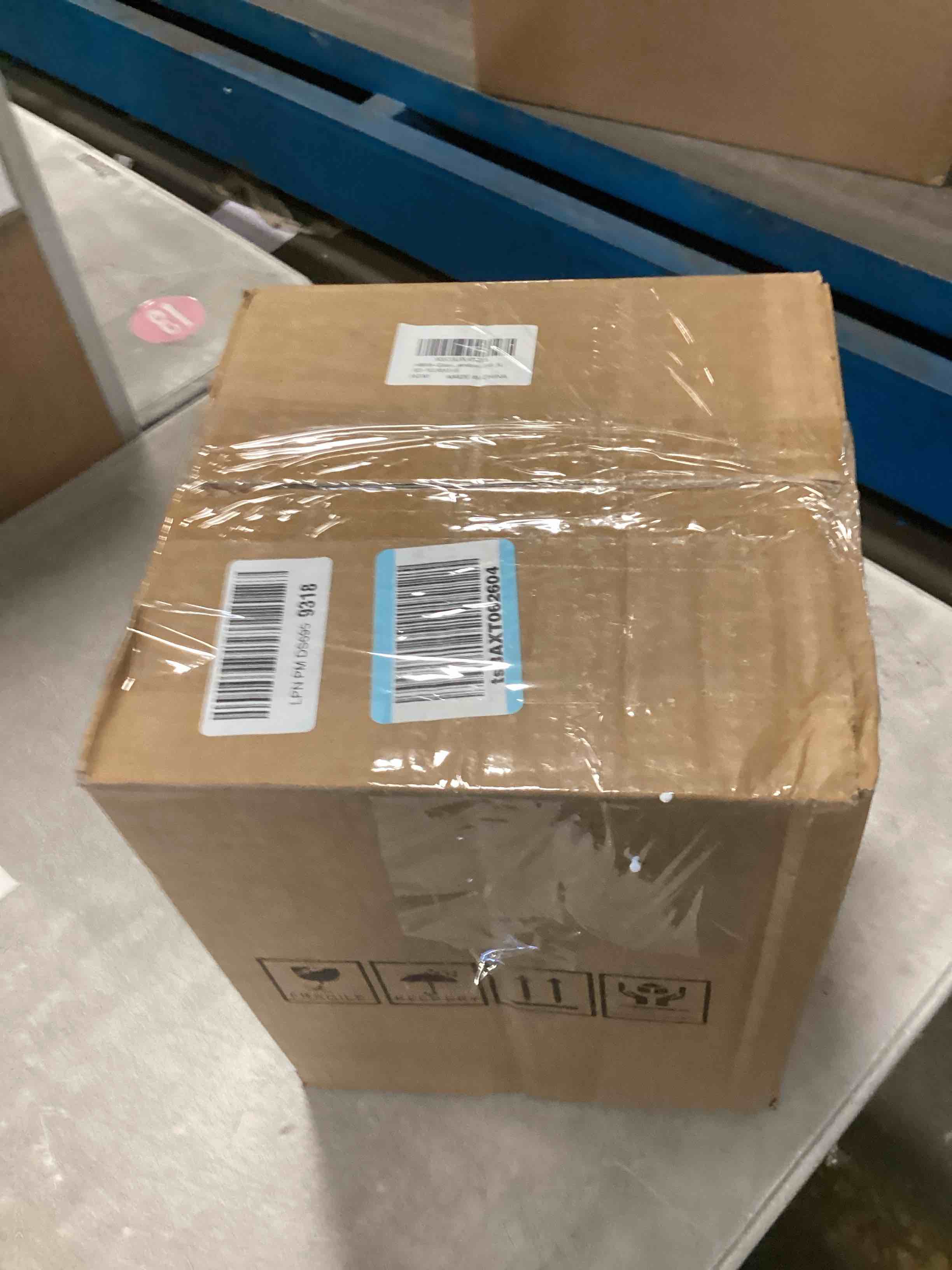 https://s3.amazonaws.com/lotting-images-prod/bidfta/PNK2236491_1742846394166.jpeg