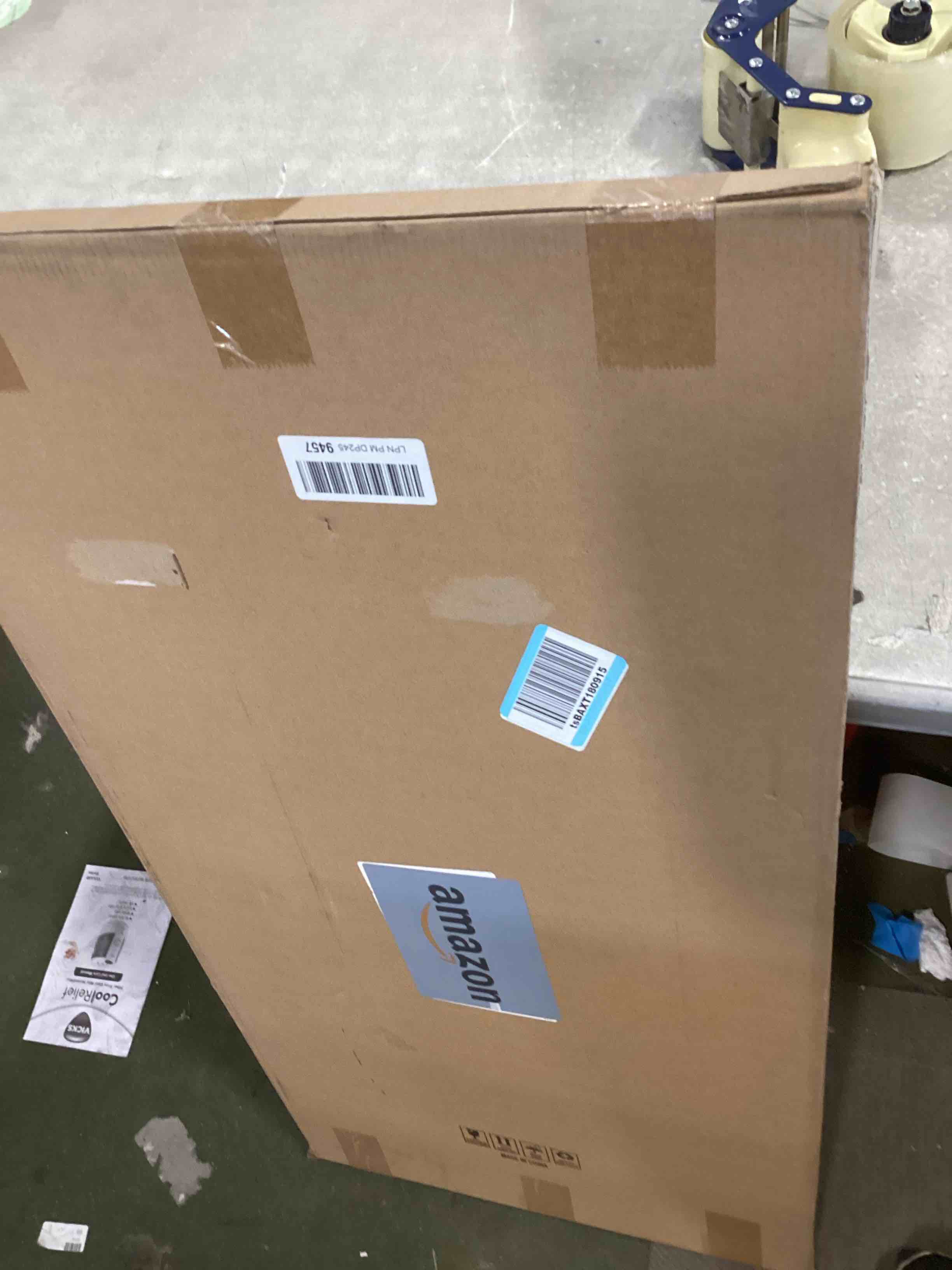 https://s3.amazonaws.com/lotting-images-prod/bidfta/PNK2237222_1743087245527.jpeg