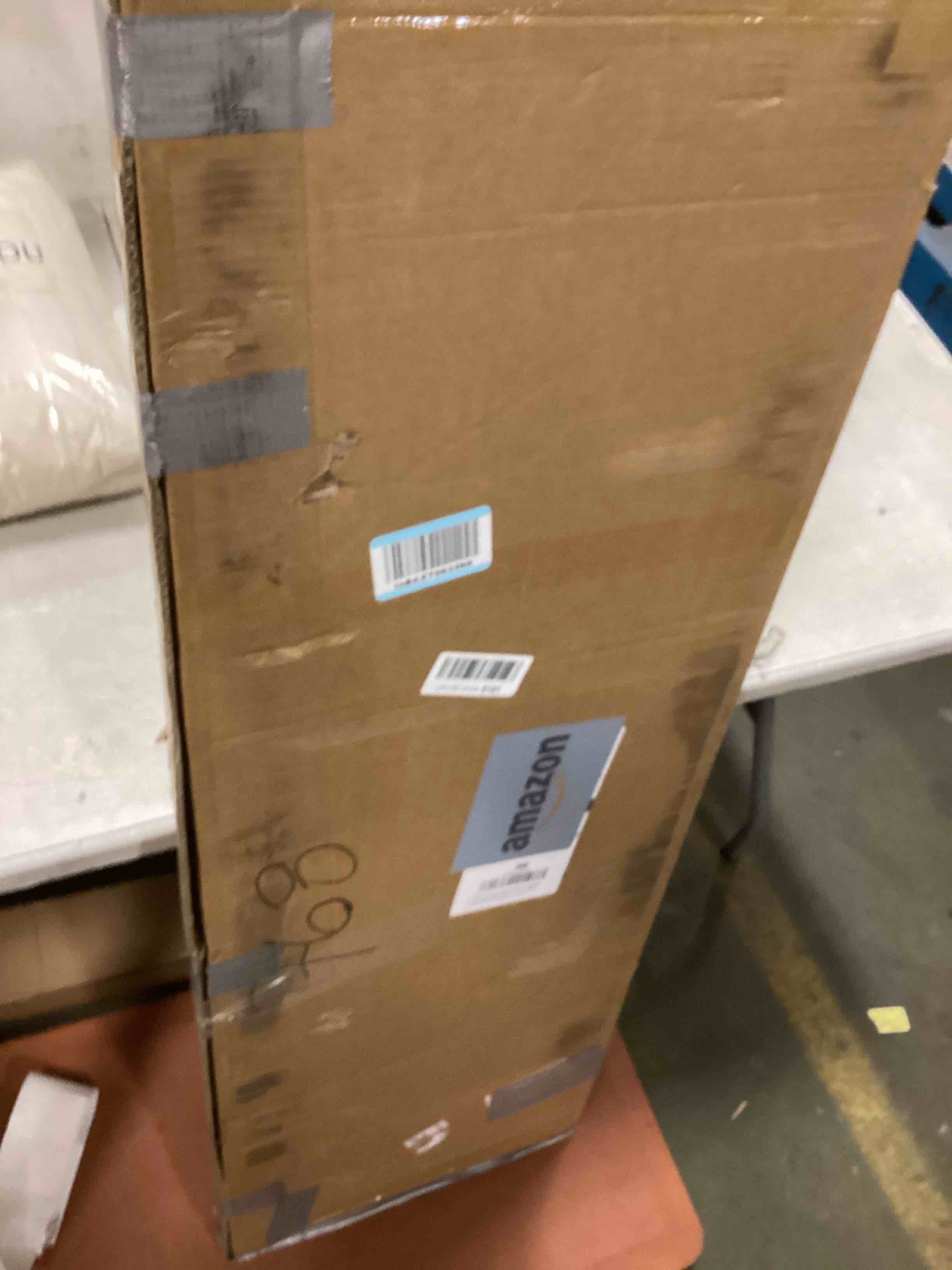 https://s3.amazonaws.com/lotting-images-prod/bidfta/PNK2237455_1743164794868.jpeg