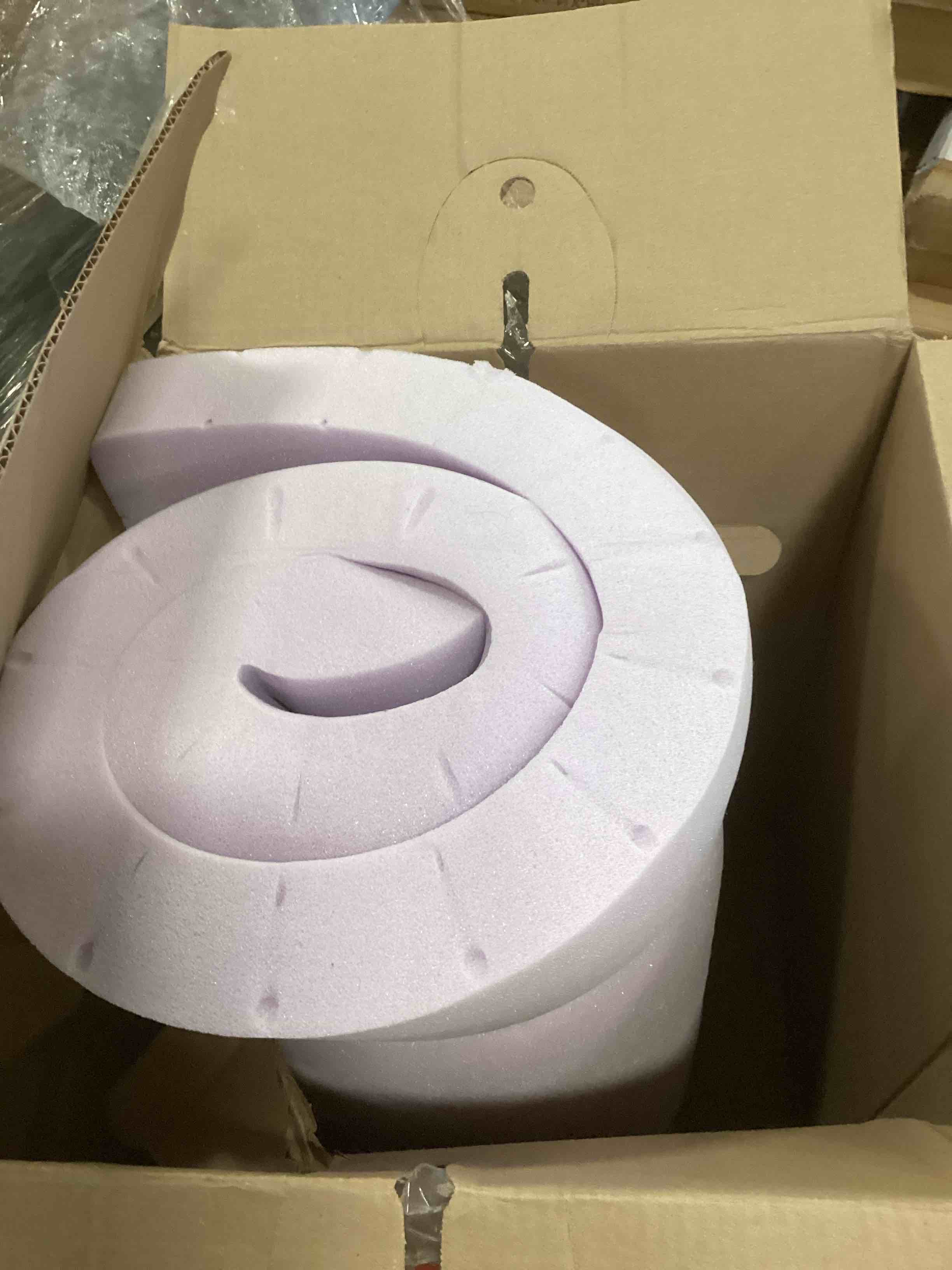 https://s3.amazonaws.com/lotting-images-prod/bidfta/PNK2237610_1743176395329.jpeg