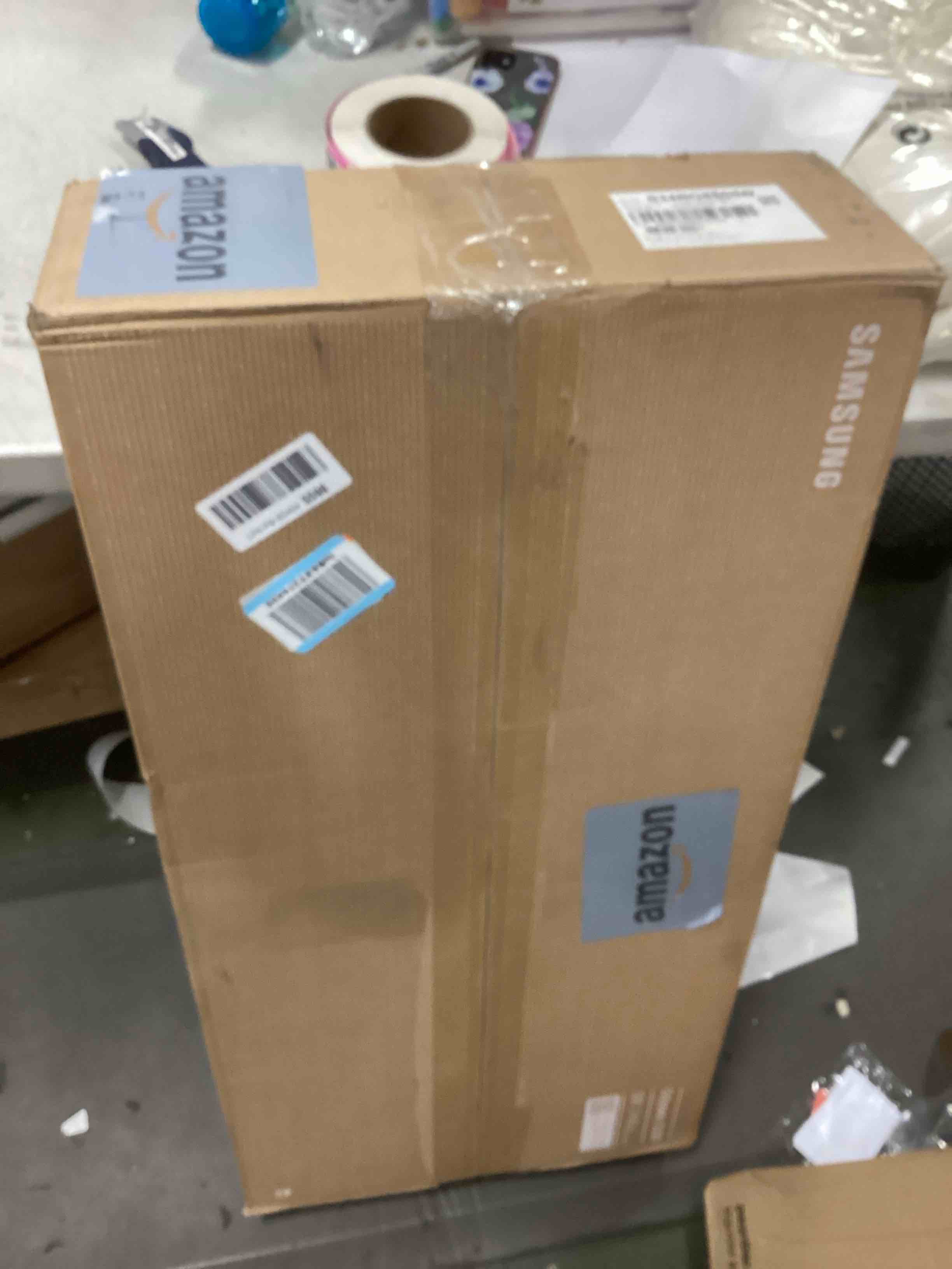 https://s3.amazonaws.com/lotting-images-prod/bidfta/PNK2237859_1743432200491.jpeg