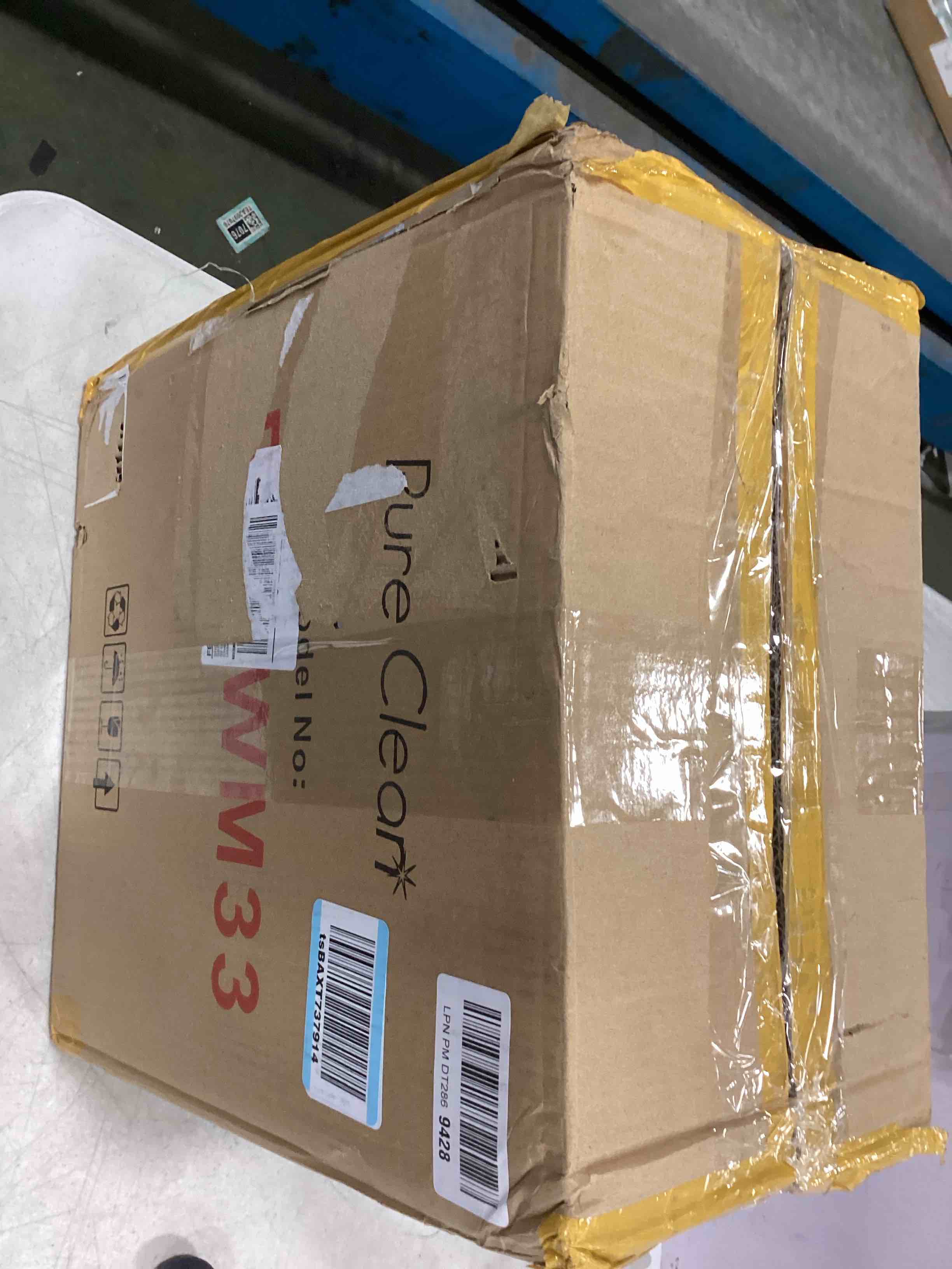https://s3.amazonaws.com/lotting-images-prod/bidfta/PNK2238010_1743448990008.jpeg