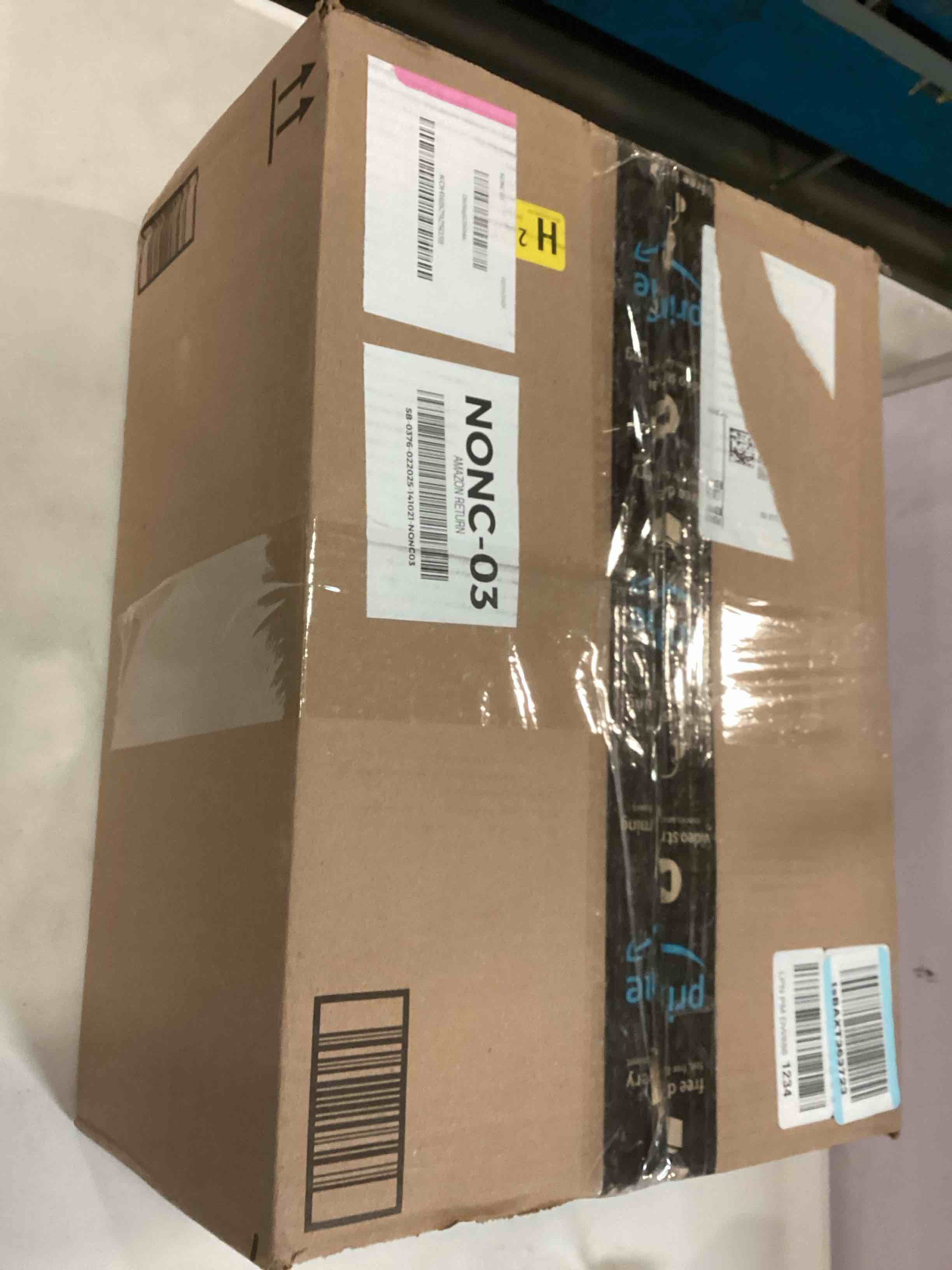 https://s3.amazonaws.com/lotting-images-prod/bidfta/PNK2239235_1743002967759.jpeg