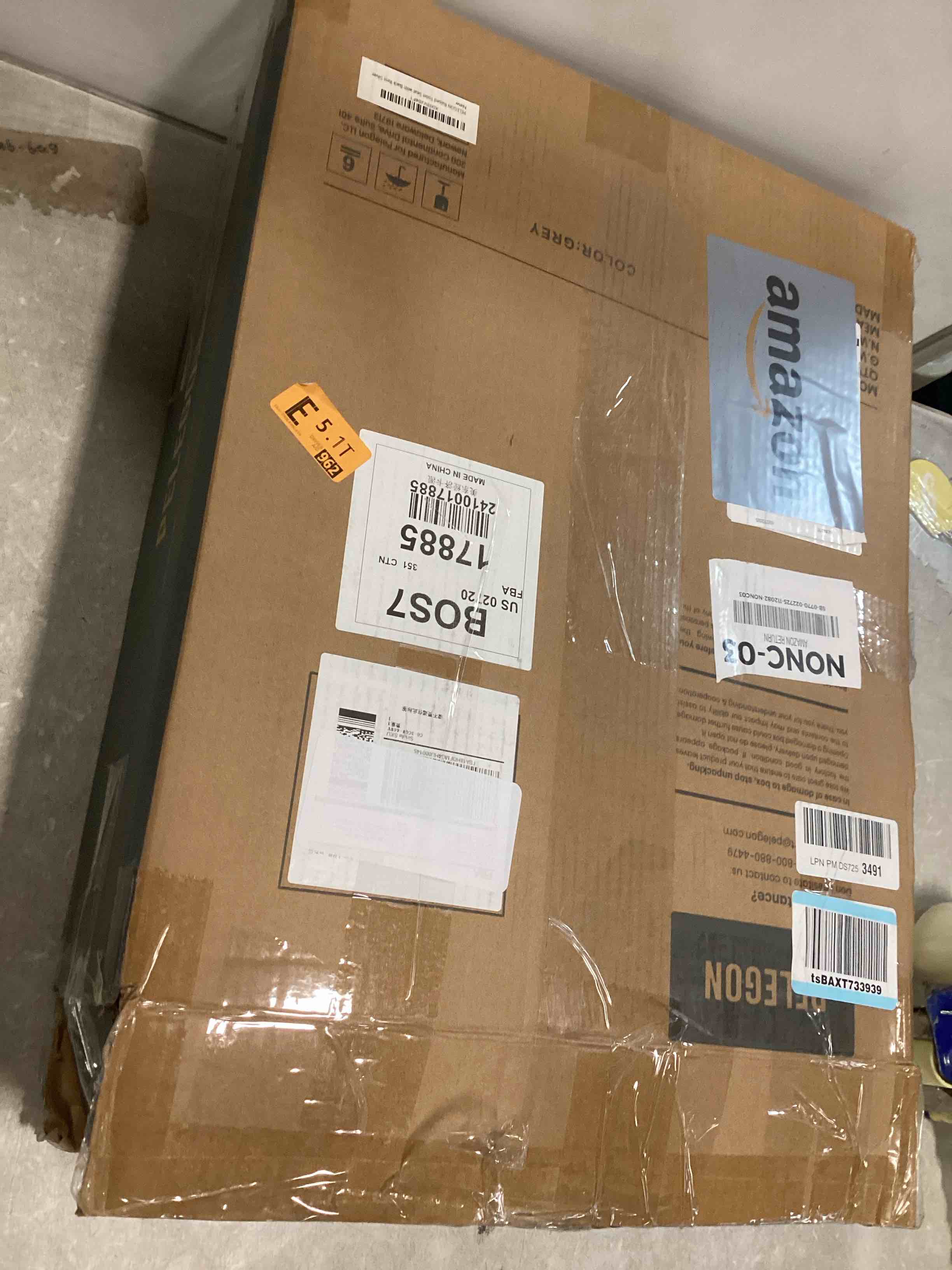 https://s3.amazonaws.com/lotting-images-prod/bidfta/PNK2240605_1743601276540.jpeg