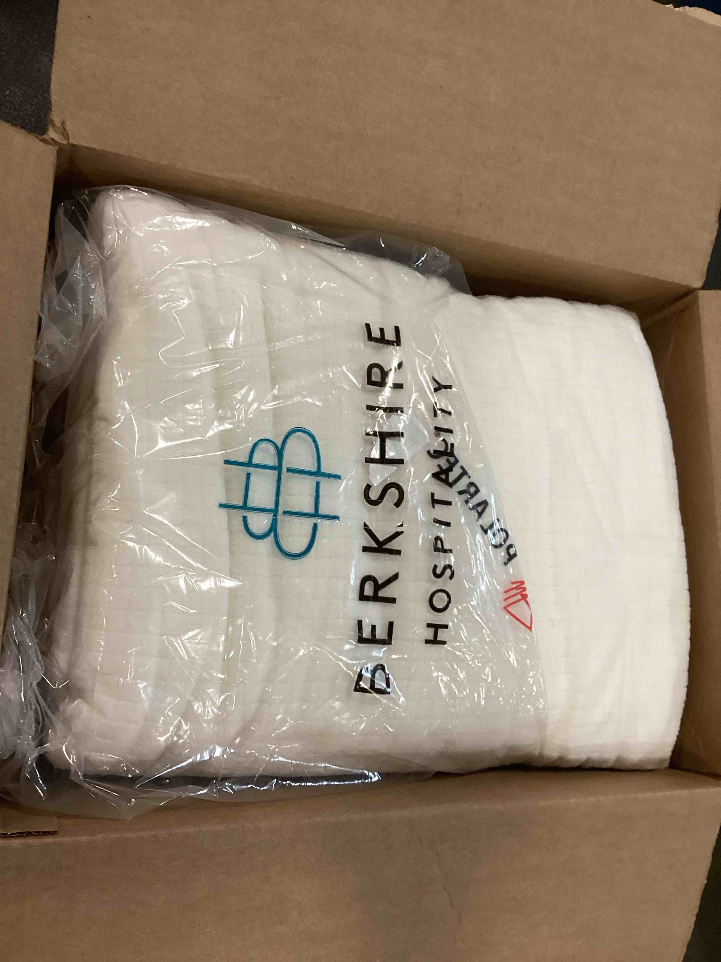 Berkshire Polartec Softec Blanket (King, Midnight ) King Midnight beige