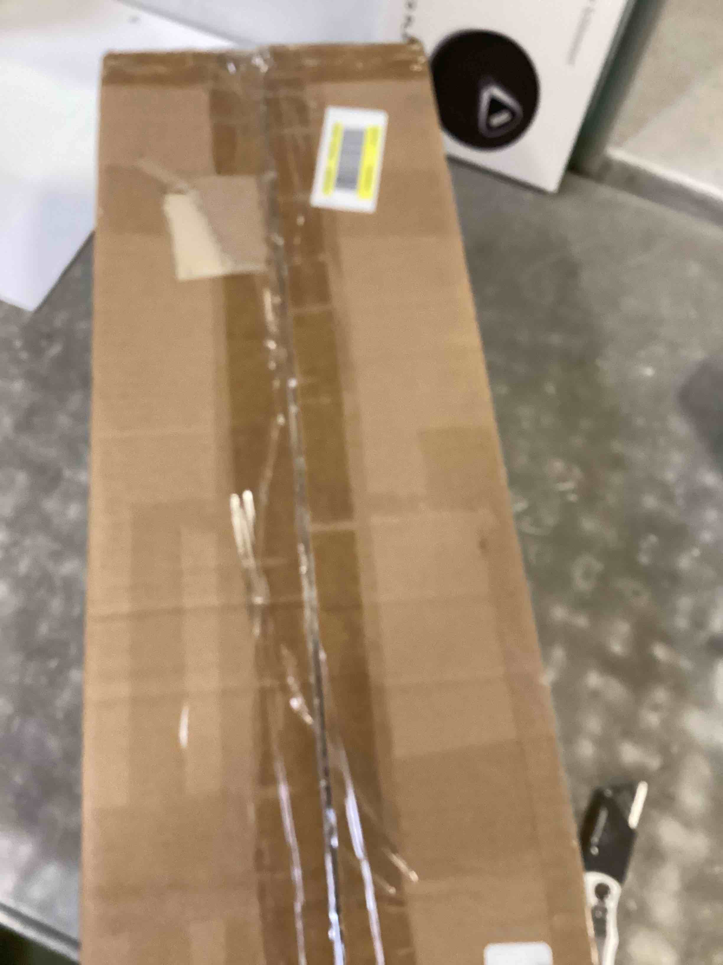 https://s3.amazonaws.com/lotting-images-prod/bidfta/PNK2242108_1742928658700.jpeg