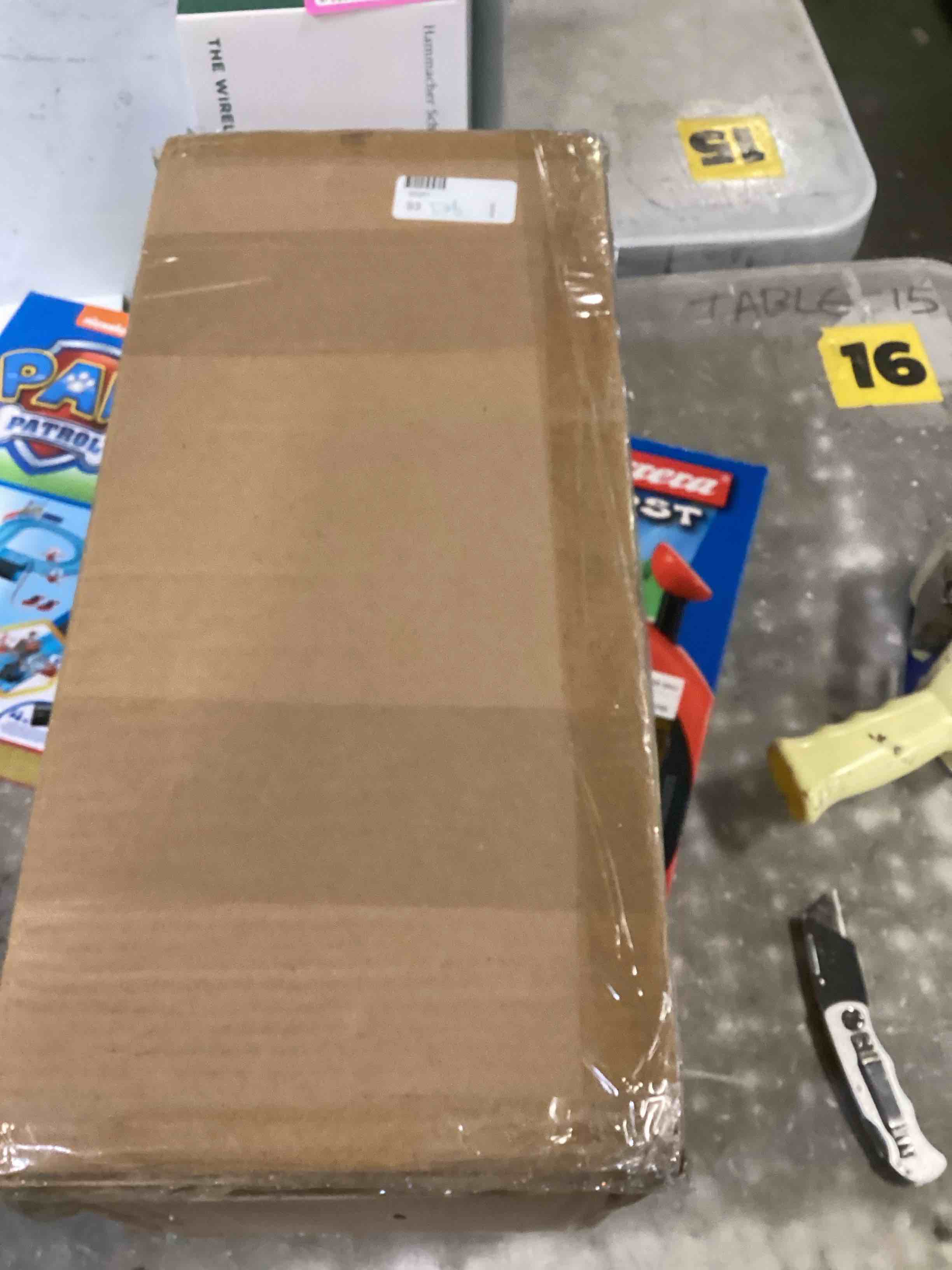 https://s3.amazonaws.com/lotting-images-prod/bidfta/PNK2242109_1742928830743.jpeg