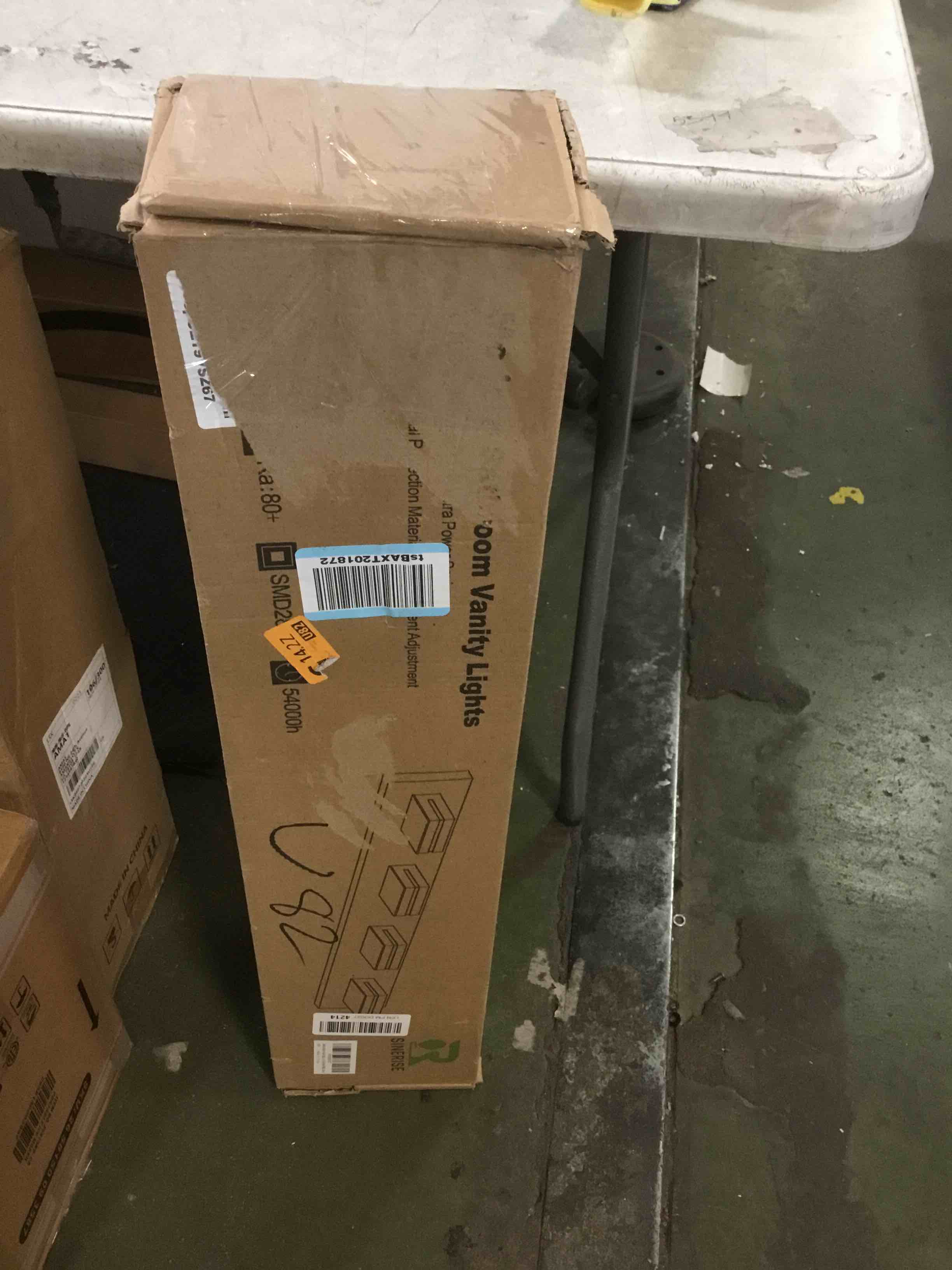 https://s3.amazonaws.com/lotting-images-prod/bidfta/PNK2242433_1743089953516.jpeg