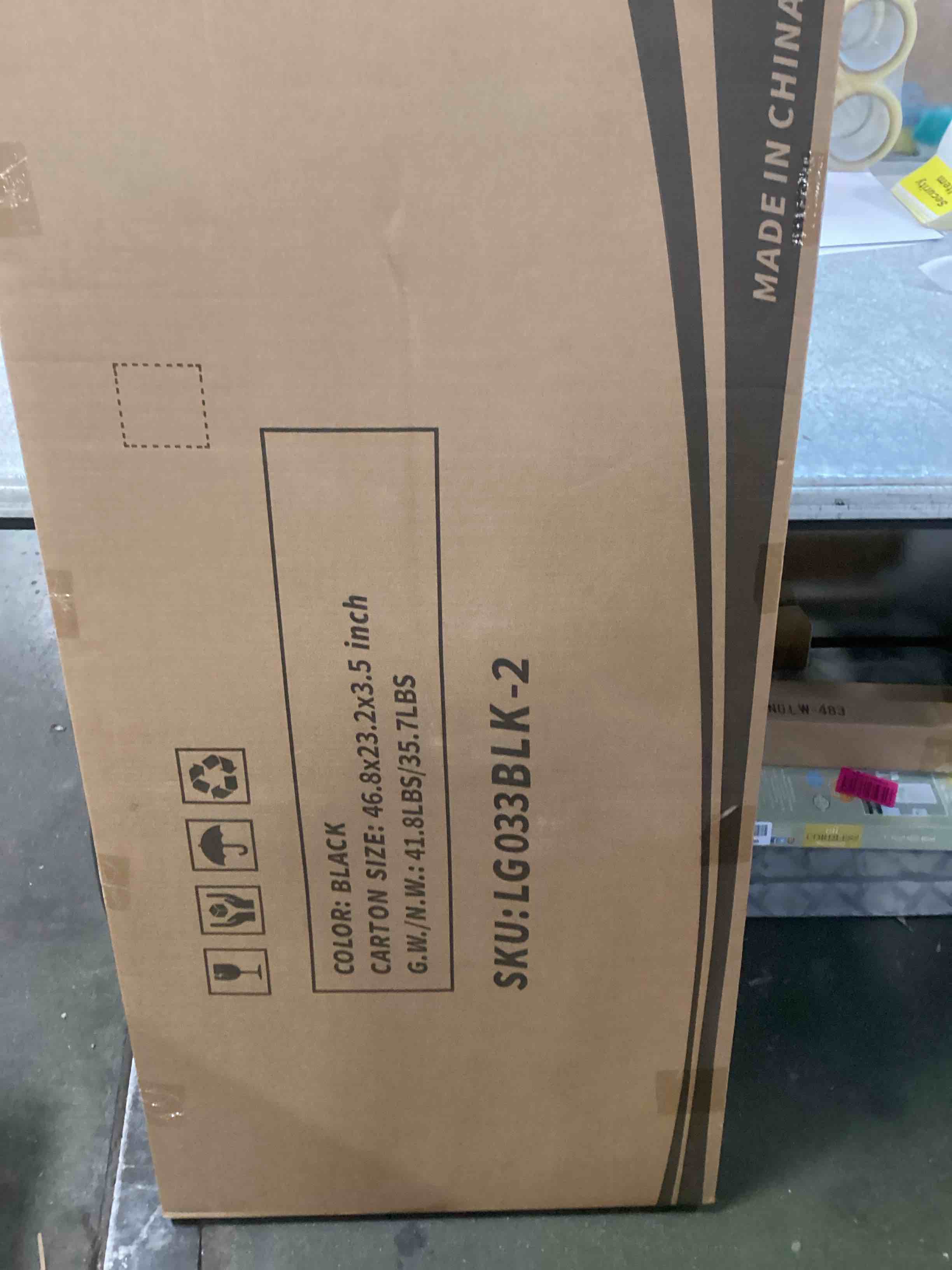 https://s3.amazonaws.com/lotting-images-prod/bidfta/PNK2242618_1743173393015.jpeg