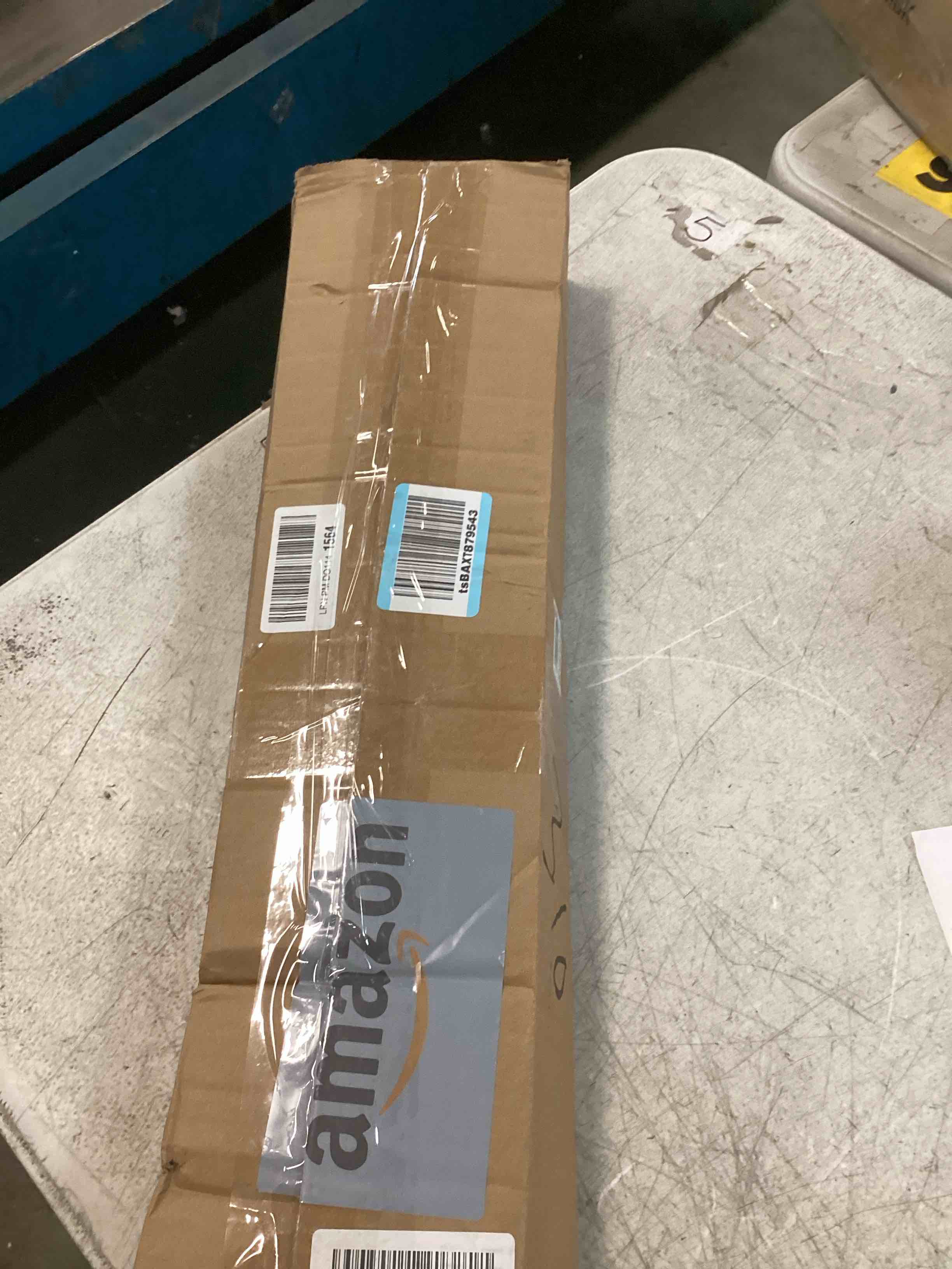 https://s3.amazonaws.com/lotting-images-prod/bidfta/PNK2242761_1743191854432.jpeg