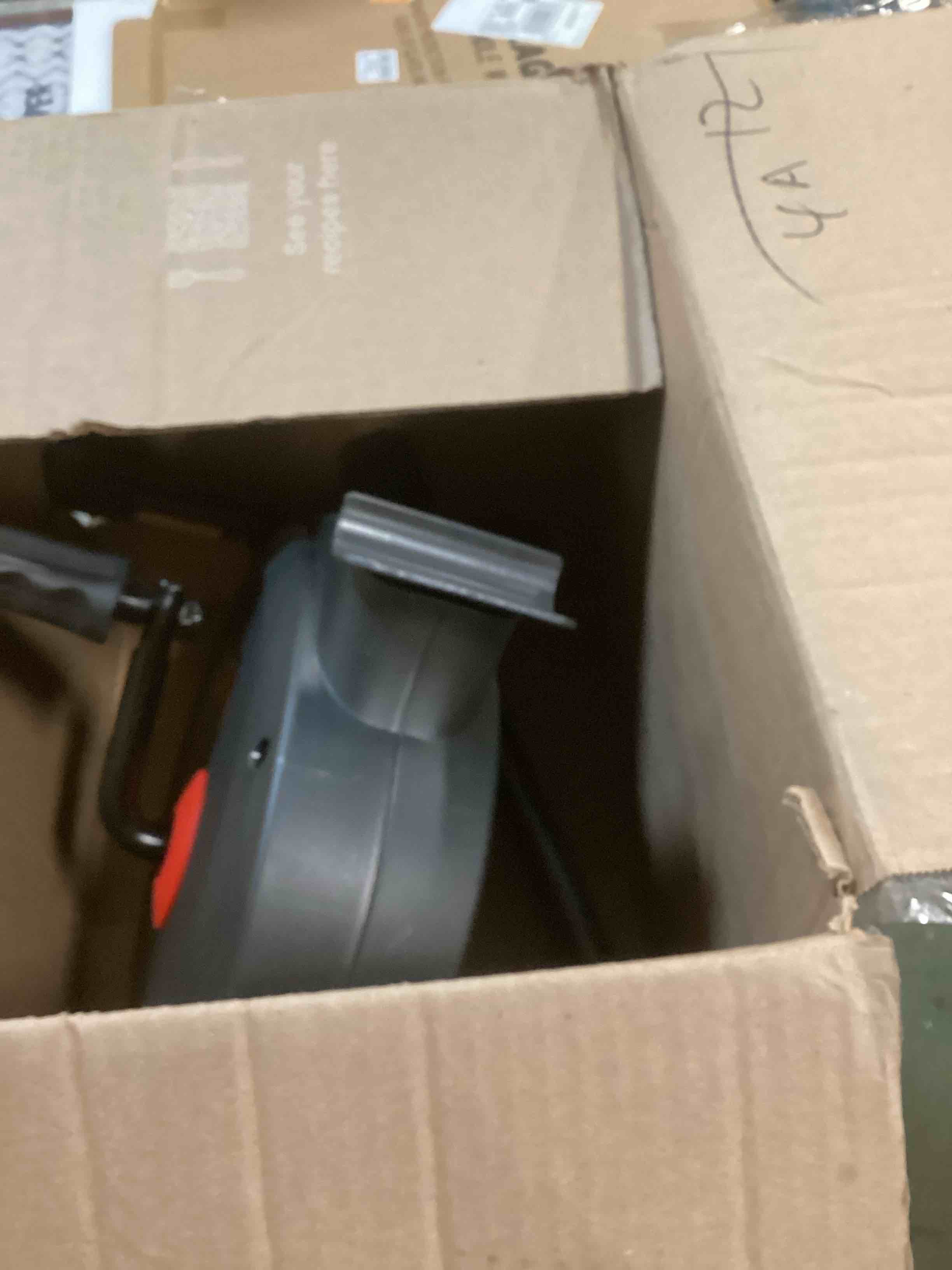 https://s3.amazonaws.com/lotting-images-prod/bidfta/PNK2243606_1743691294515.jpeg