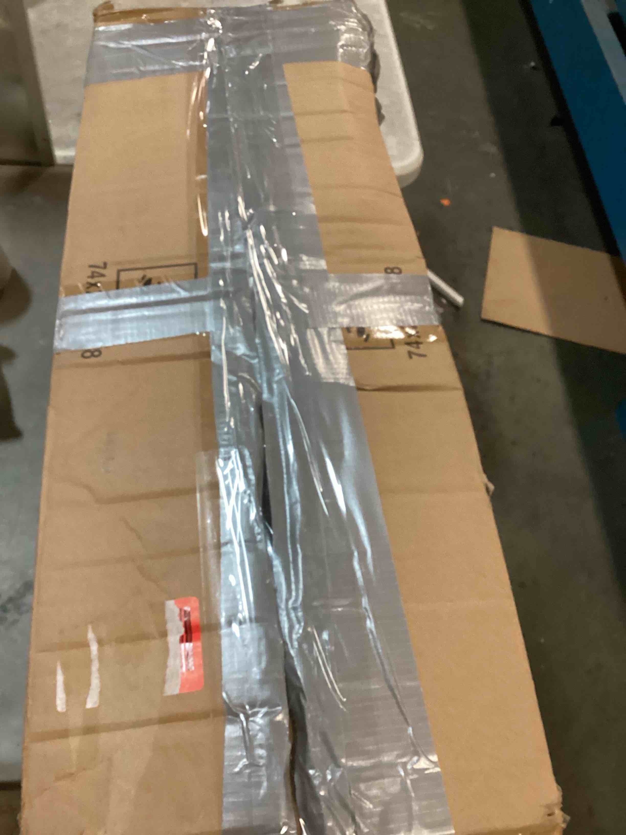 https://s3.amazonaws.com/lotting-images-prod/bidfta/PNK2243970_1743790915145.jpeg
