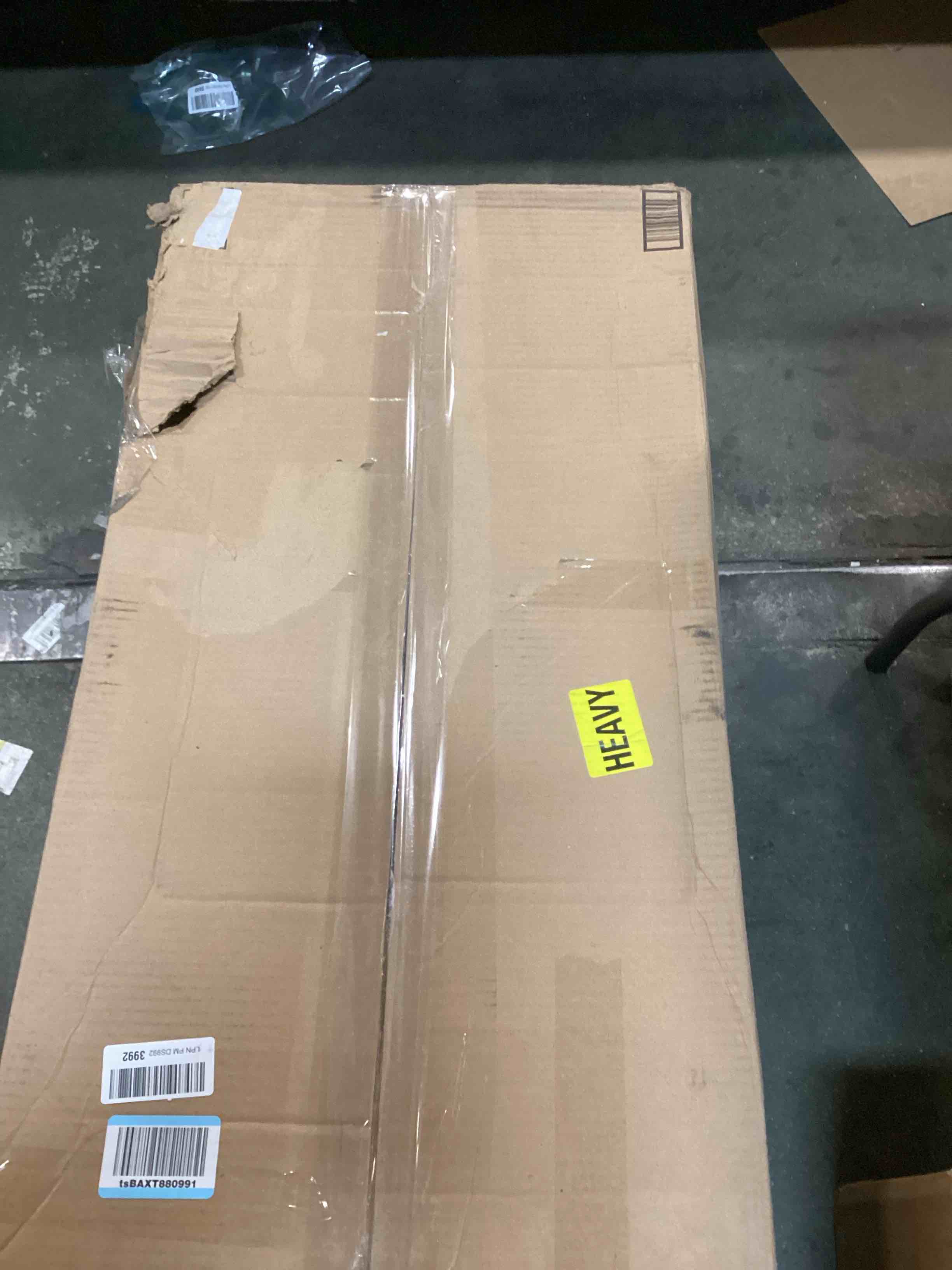 https://s3.amazonaws.com/lotting-images-prod/bidfta/PNK2244030_1744029854072.jpeg