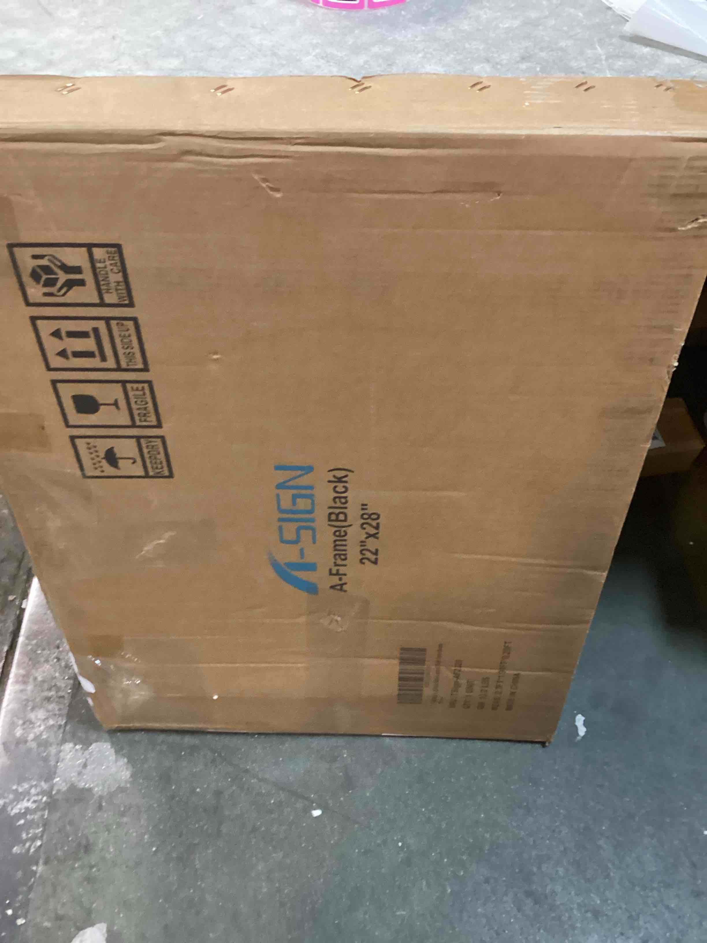 https://s3.amazonaws.com/lotting-images-prod/bidfta/PNK2244103_1744040438308.jpeg