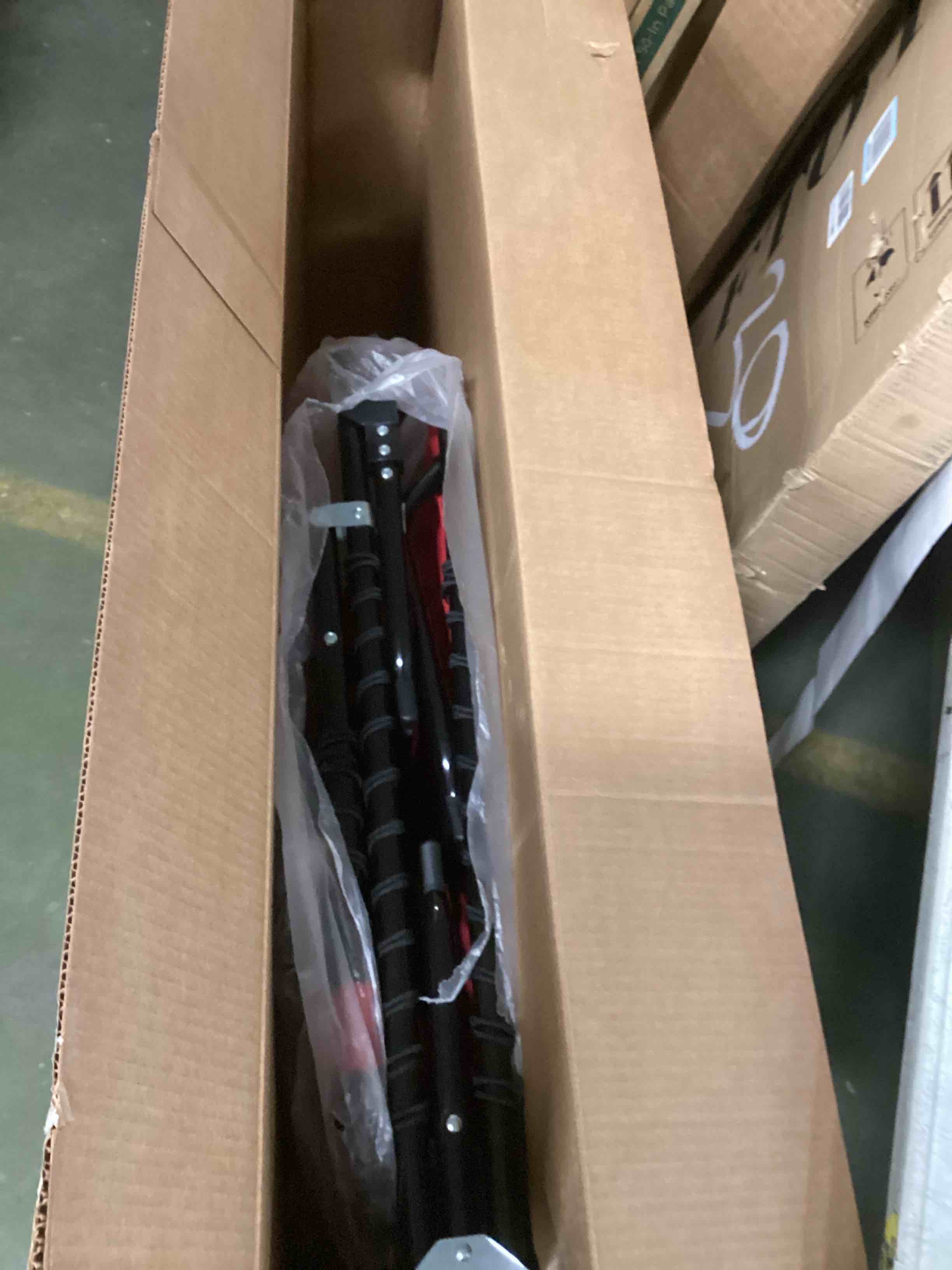 https://s3.amazonaws.com/lotting-images-prod/bidfta/PNK2244278_1744291004456.jpeg