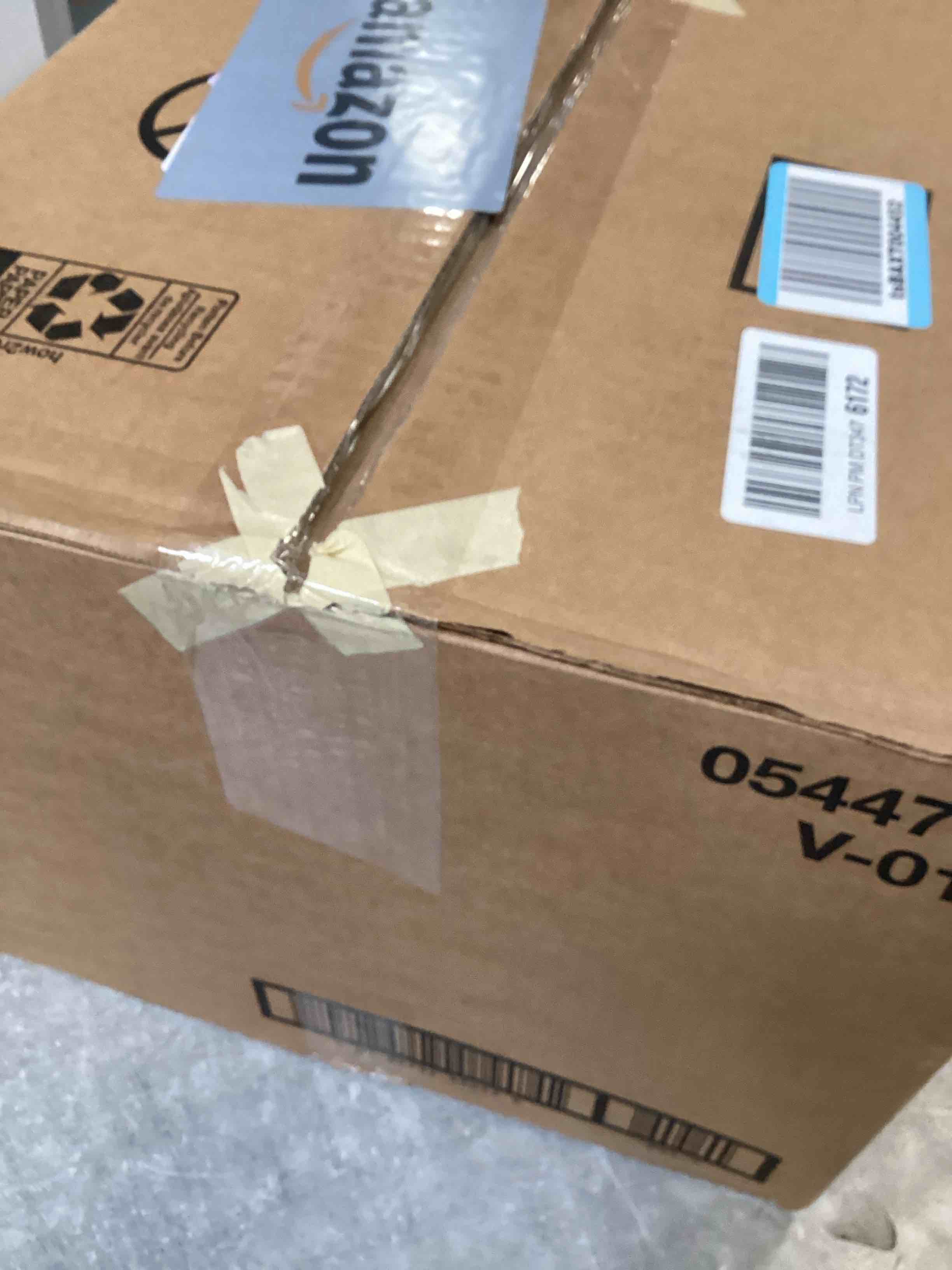 https://s3.amazonaws.com/lotting-images-prod/bidfta/PNK2244363_1745509245380.jpeg
