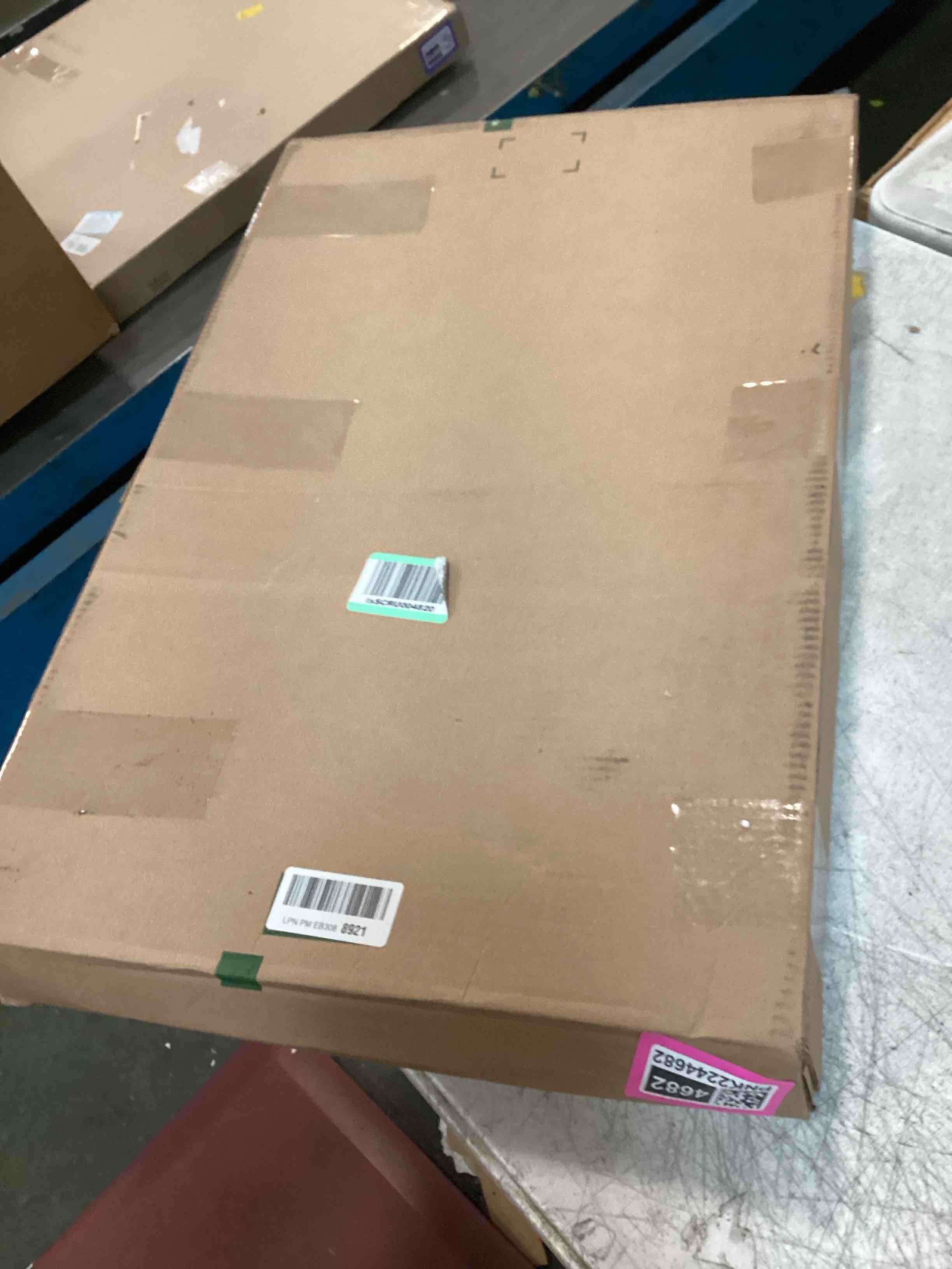 https://s3.amazonaws.com/lotting-images-prod/bidfta/PNK2244682_1749583718357.jpeg