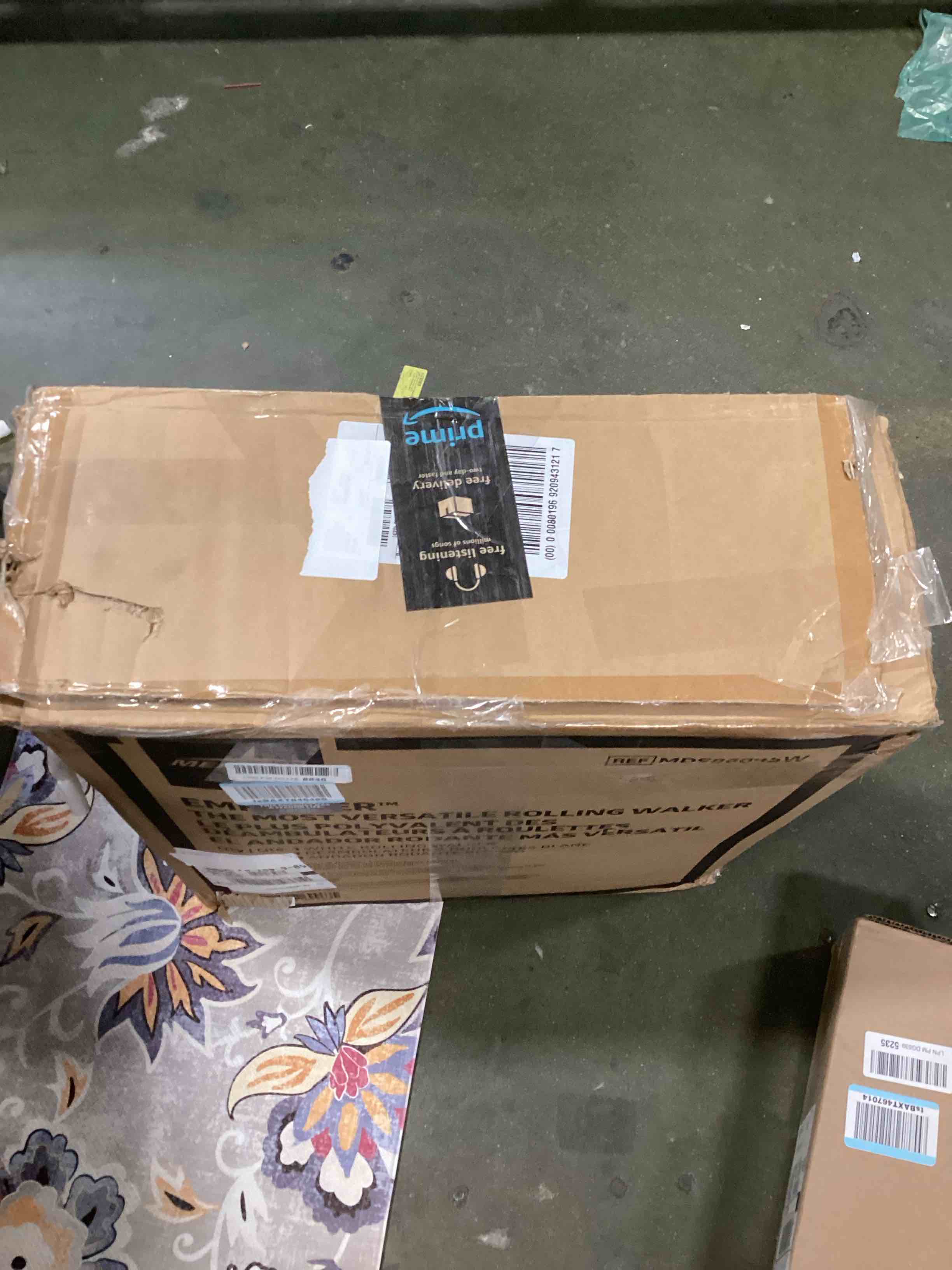 https://s3.amazonaws.com/lotting-images-prod/bidfta/PNK2245118_1742564769618.jpeg