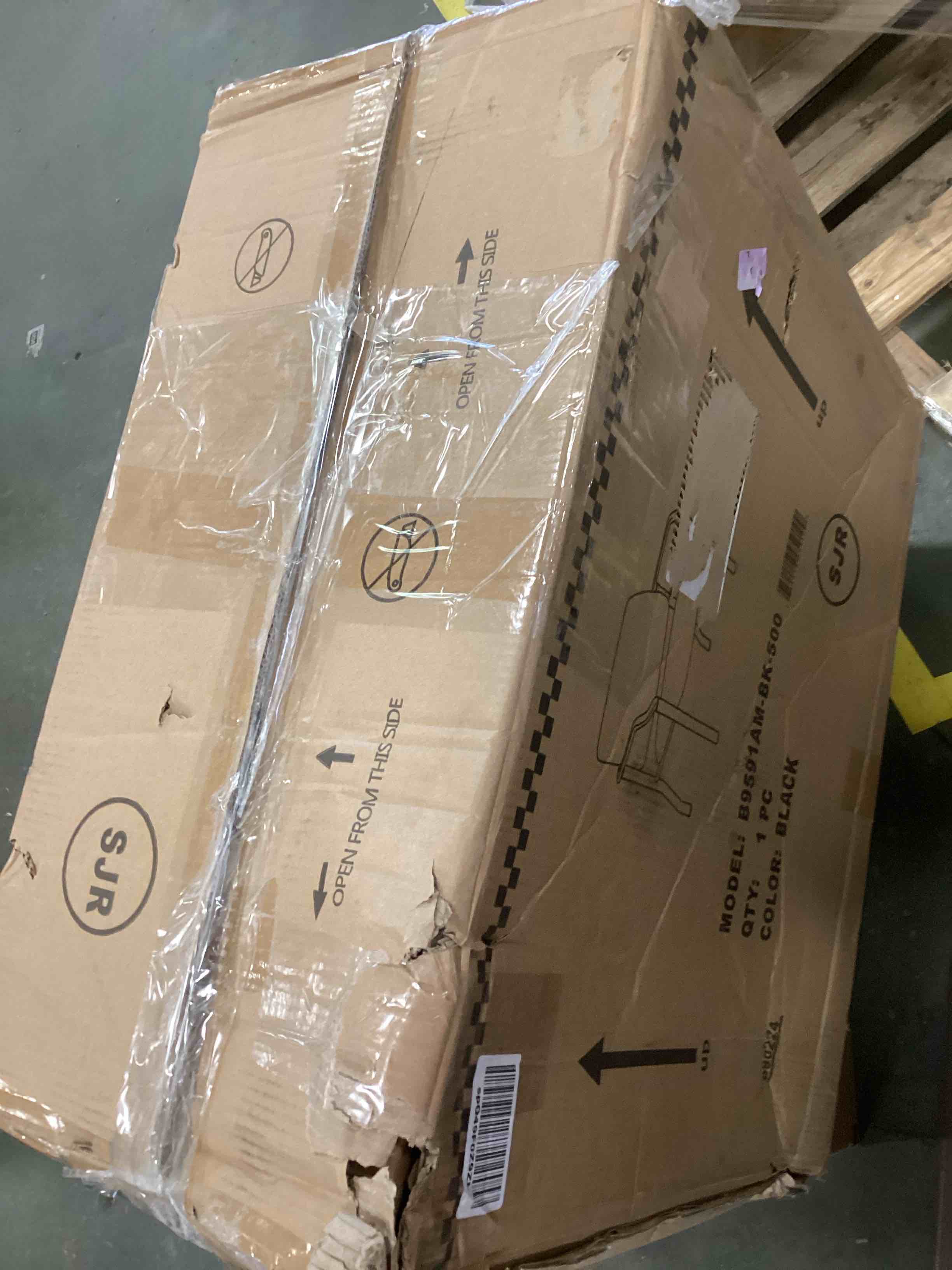 https://s3.amazonaws.com/lotting-images-prod/bidfta/PNK2245906_1743009482961.jpeg