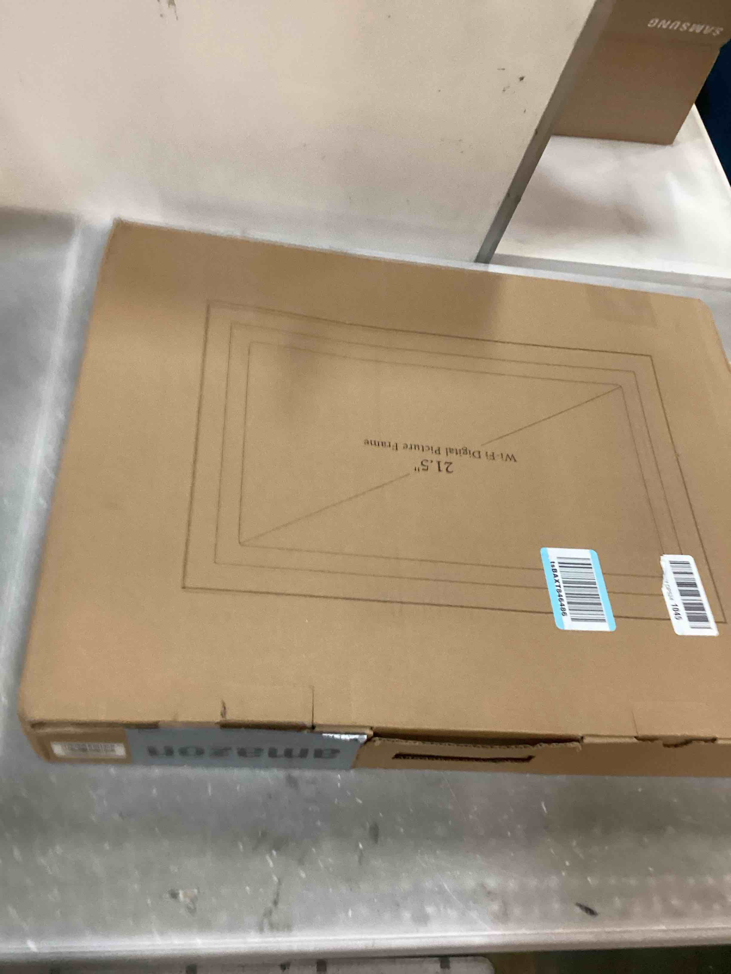 https://s3.amazonaws.com/lotting-images-prod/bidfta/PNK2246470_1743191731000.jpeg