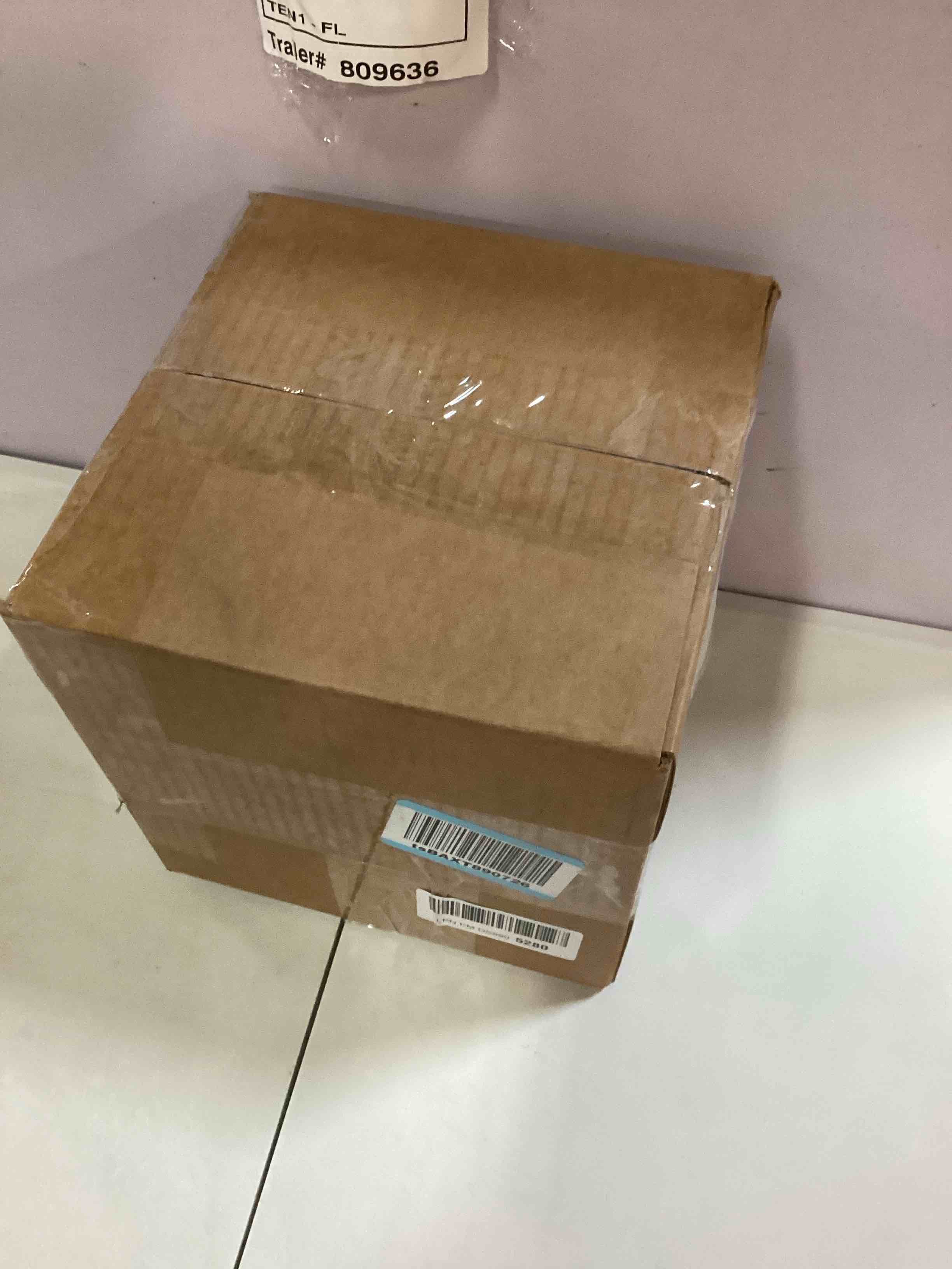https://s3.amazonaws.com/lotting-images-prod/bidfta/PNK2246486_1743423590049.jpeg