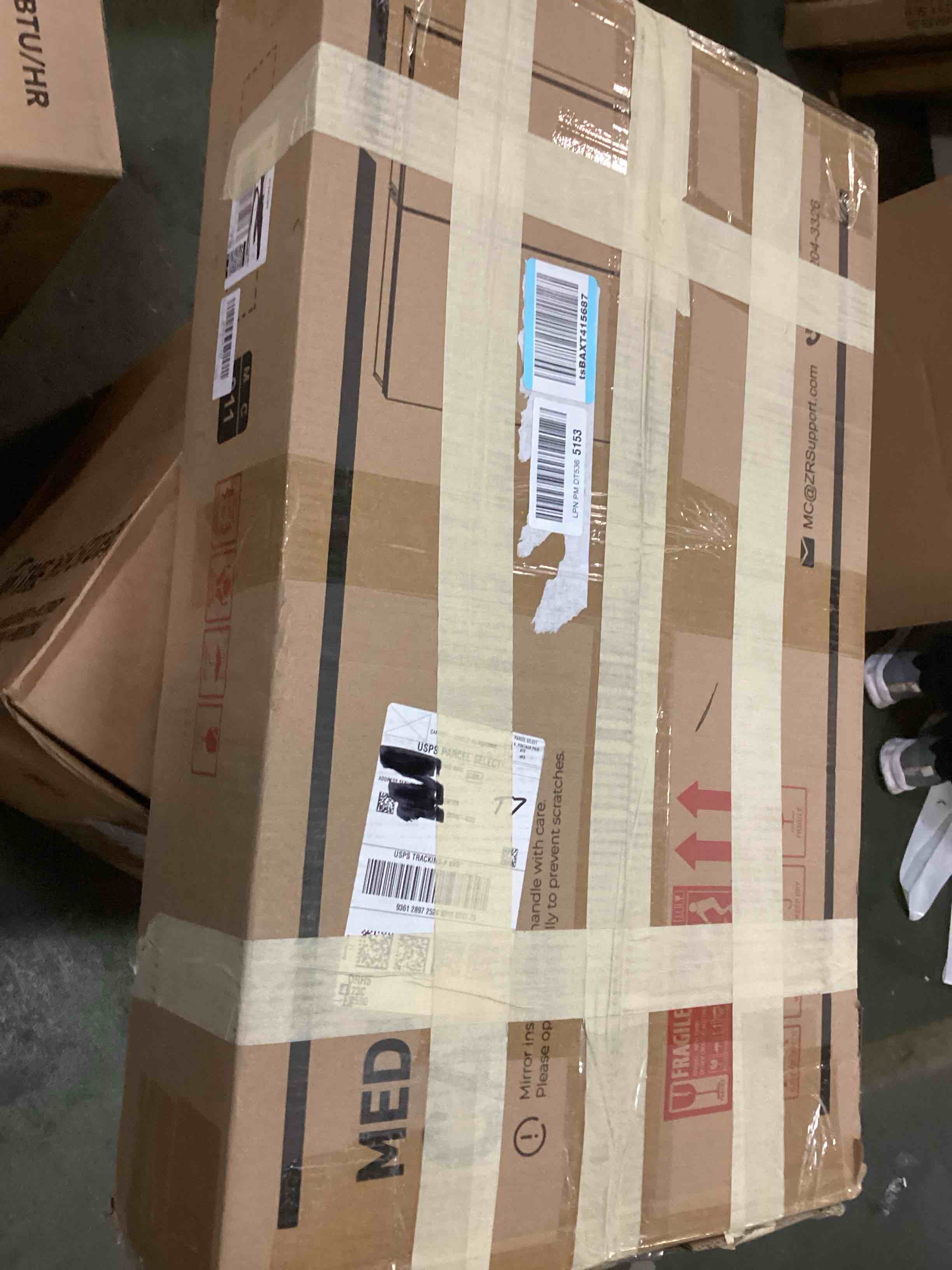 https://s3.amazonaws.com/lotting-images-prod/bidfta/PNK2246564_1743432679974.jpeg