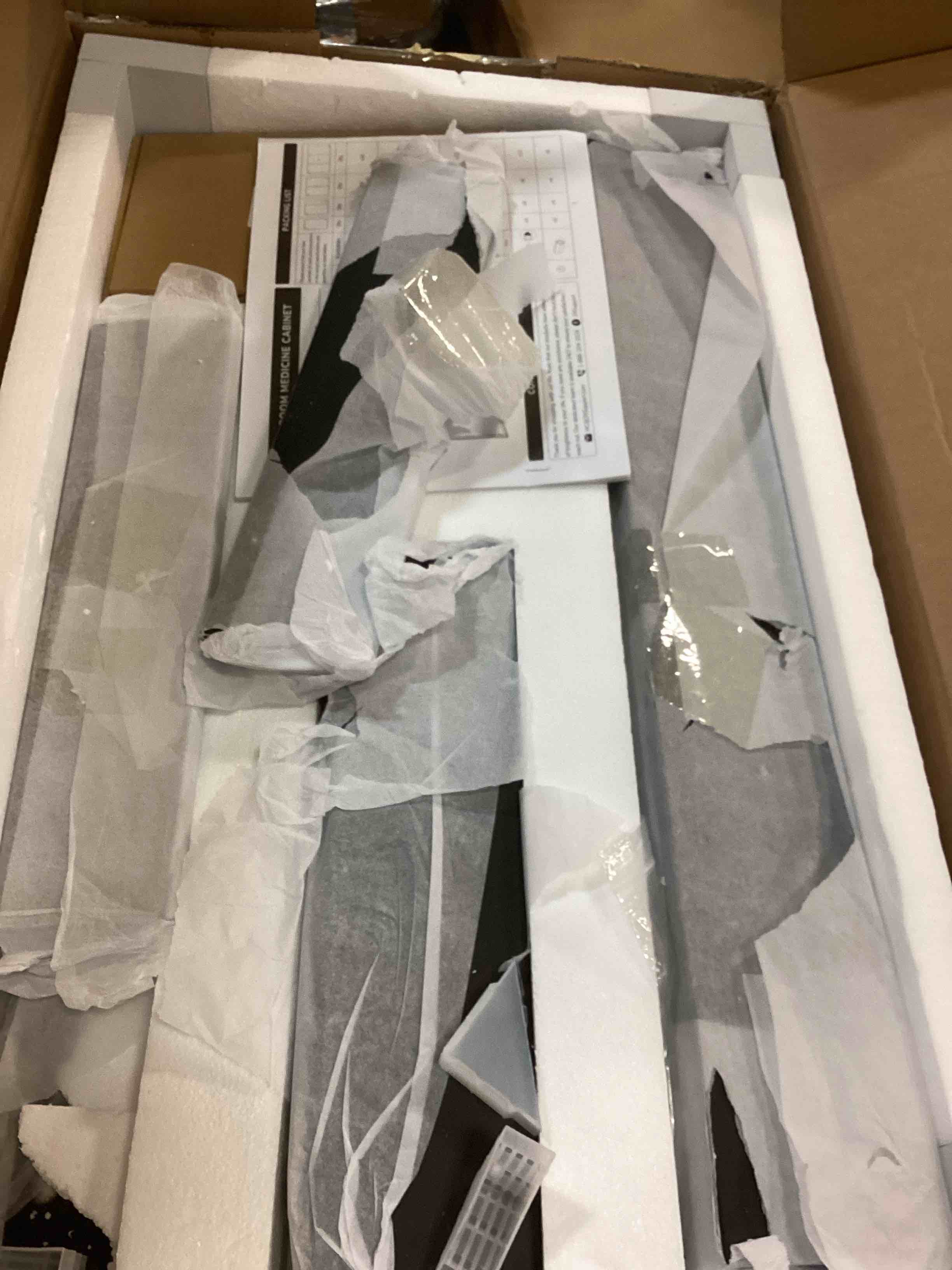 https://s3.amazonaws.com/lotting-images-prod/bidfta/PNK2246564_1743432697229.jpeg