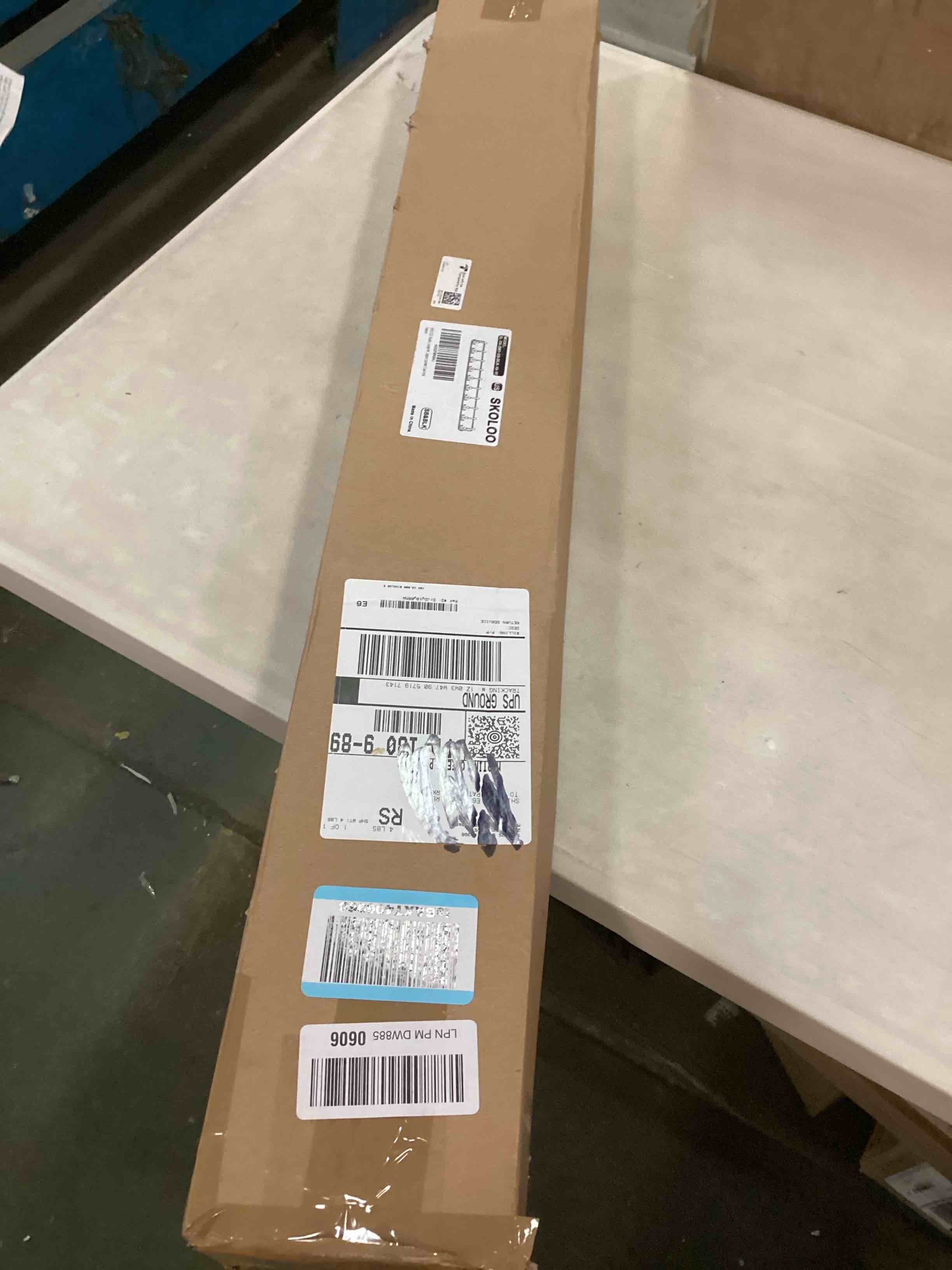 https://s3.amazonaws.com/lotting-images-prod/bidfta/PNK2247070_1743606894286.jpeg