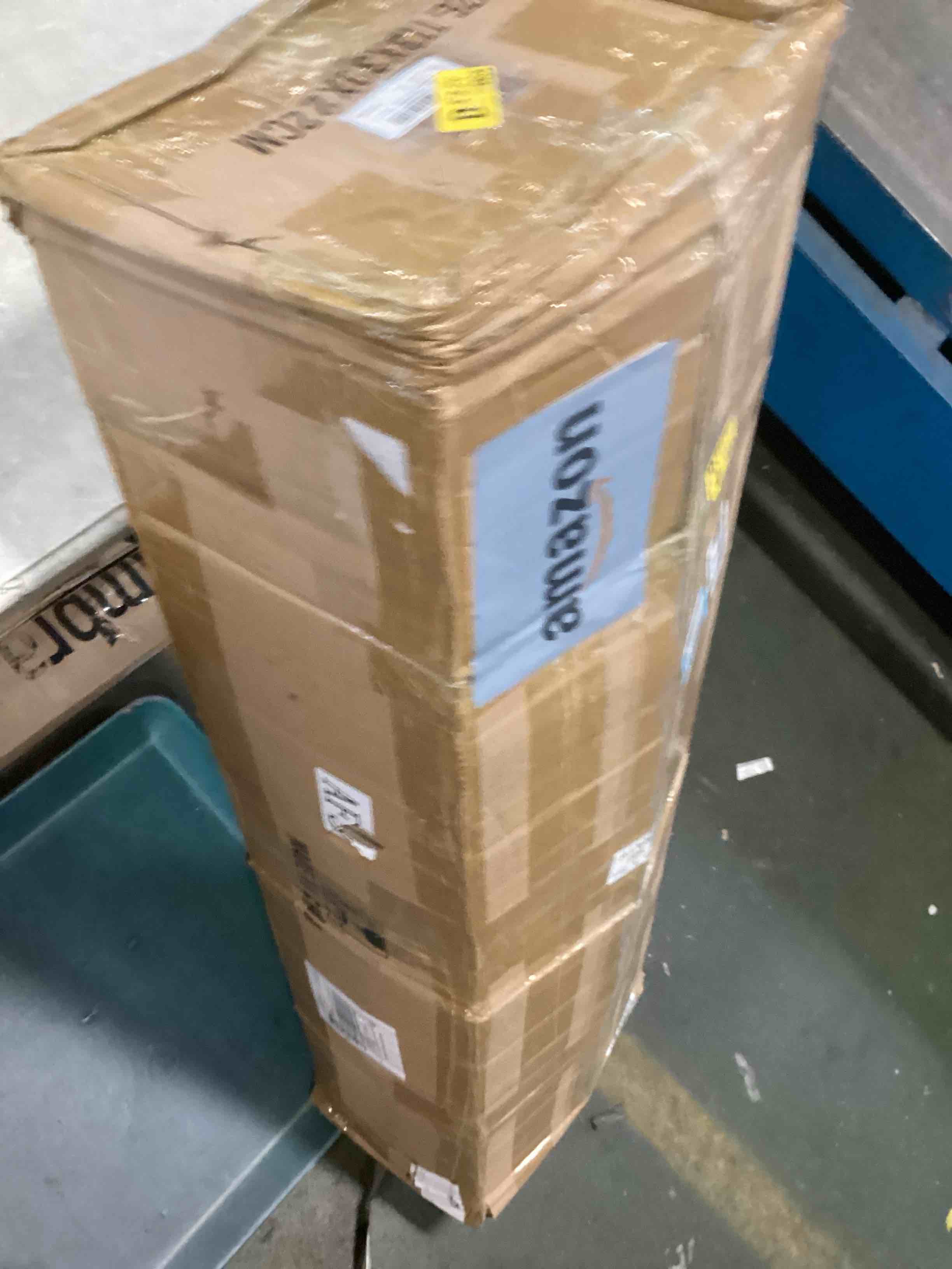 https://s3.amazonaws.com/lotting-images-prod/bidfta/PNK2247711_1744050897585.jpeg
