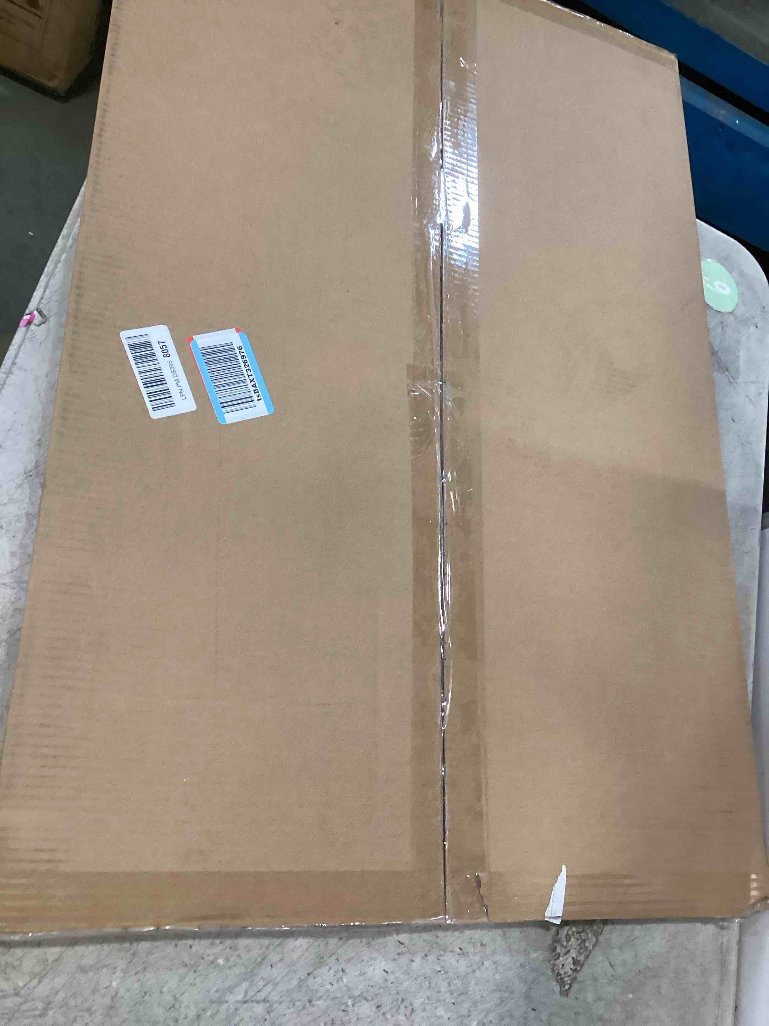 https://s3.amazonaws.com/lotting-images-prod/bidfta/PNK2247961_1744206331653.jpeg