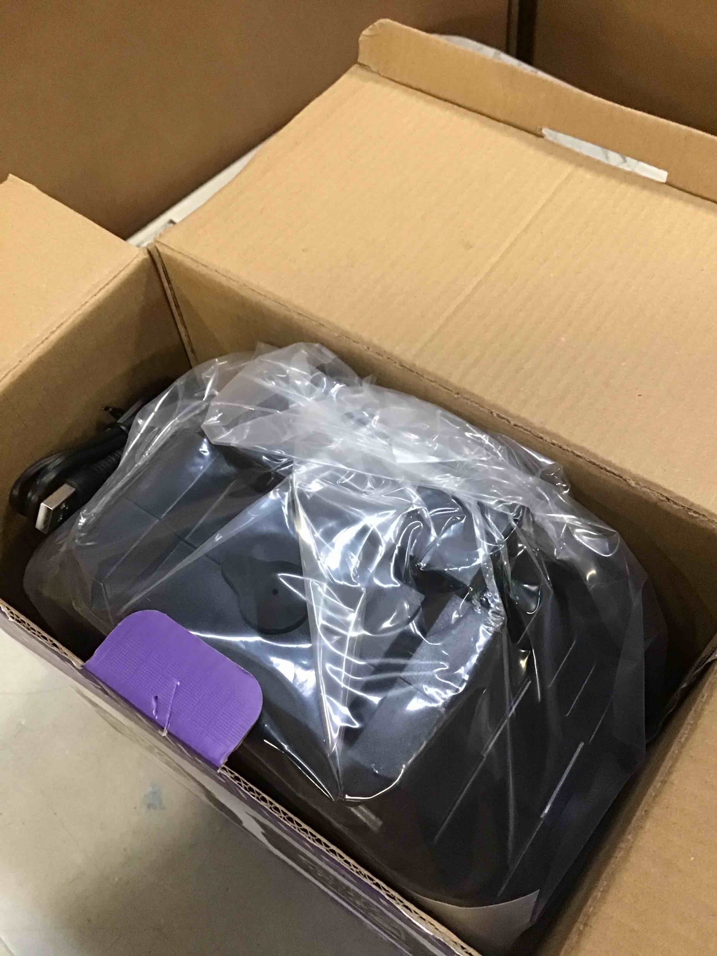 https://s3.amazonaws.com/lotting-images-prod/bidfta/PNK2248037_1739292467599.jpeg
