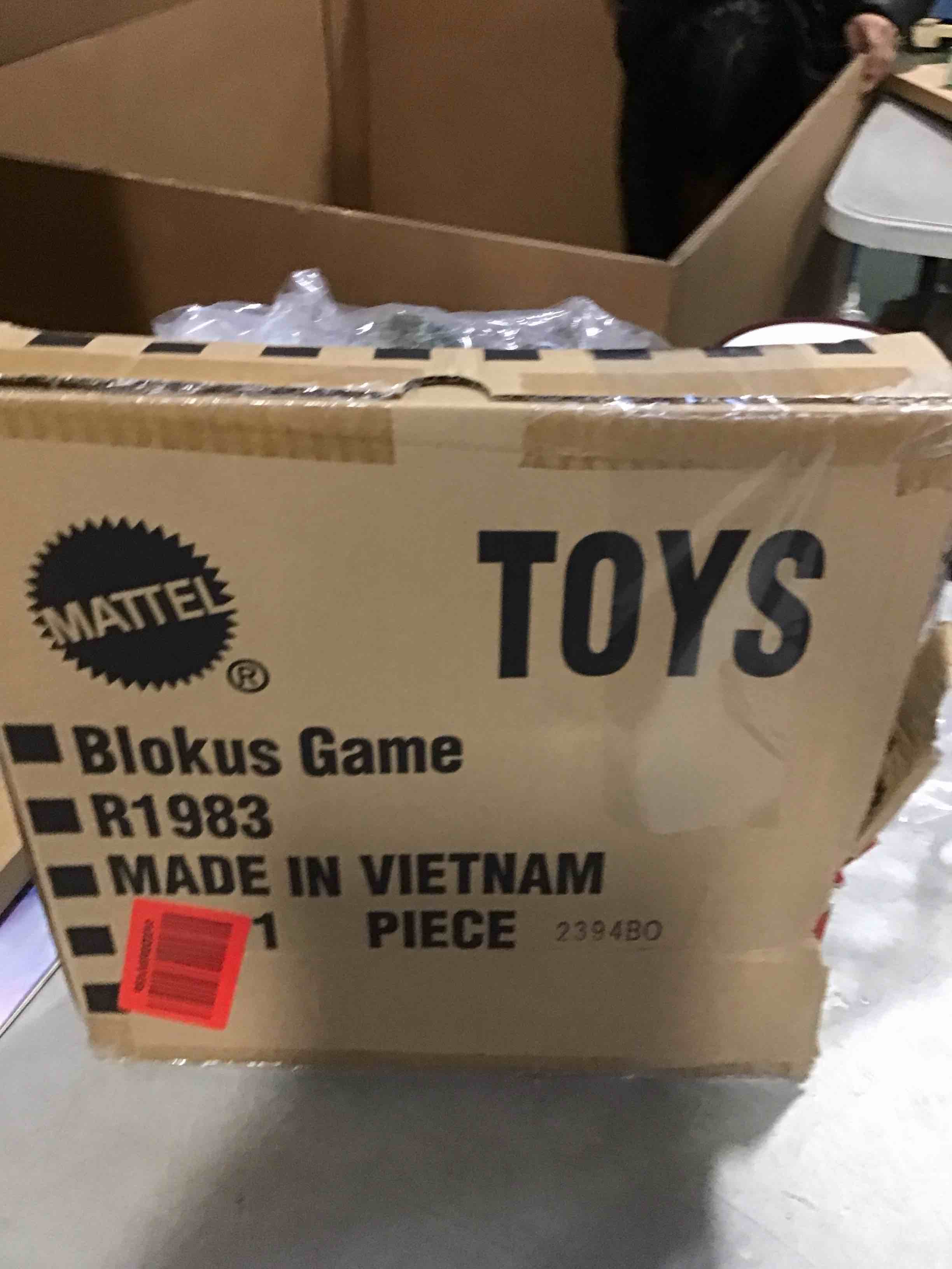 https://s3.amazonaws.com/lotting-images-prod/bidfta/PNK2248214_1739366598063.jpeg