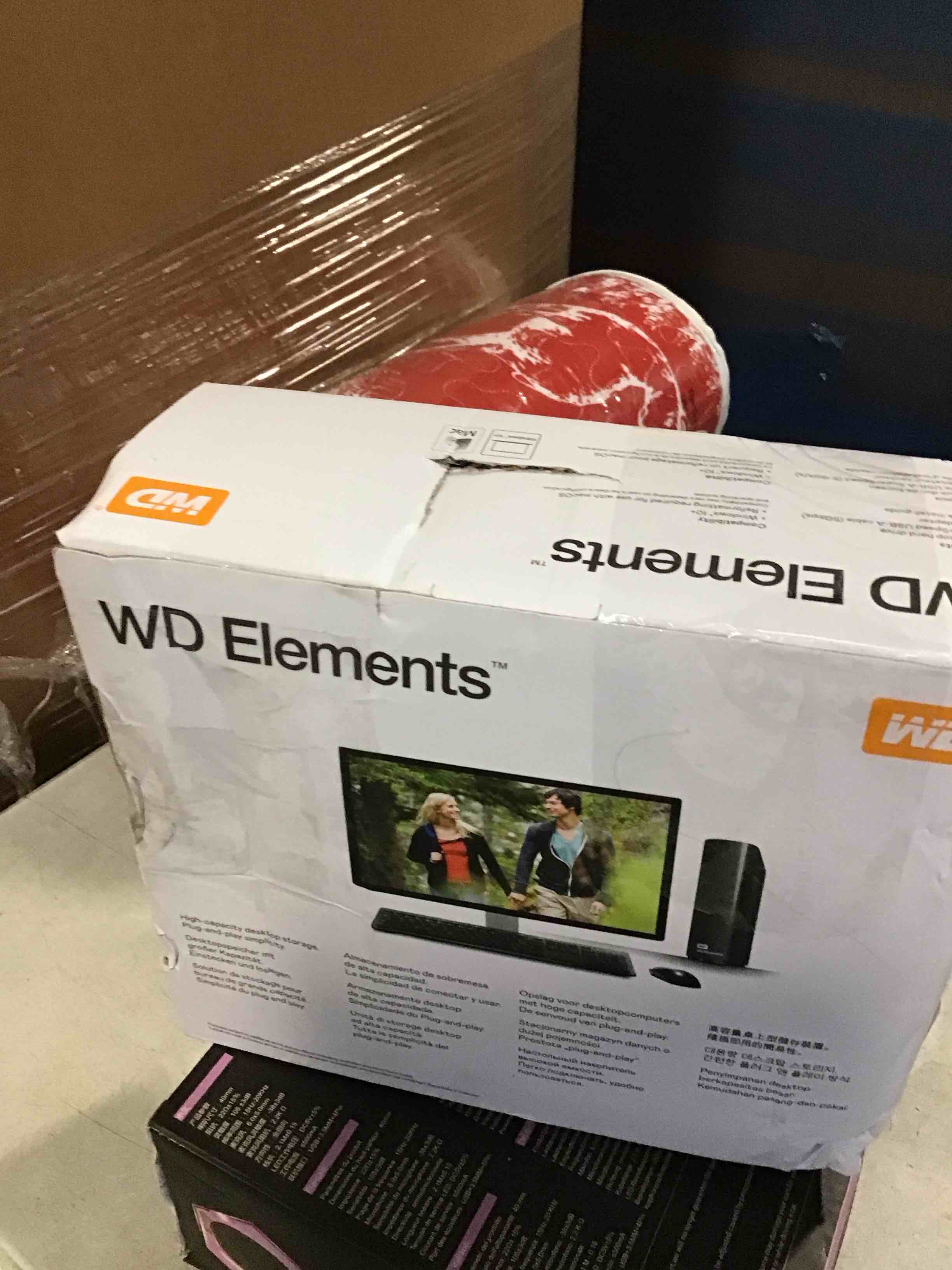 https://s3.amazonaws.com/lotting-images-prod/bidfta/PNK2248260_1739369967598.jpeg