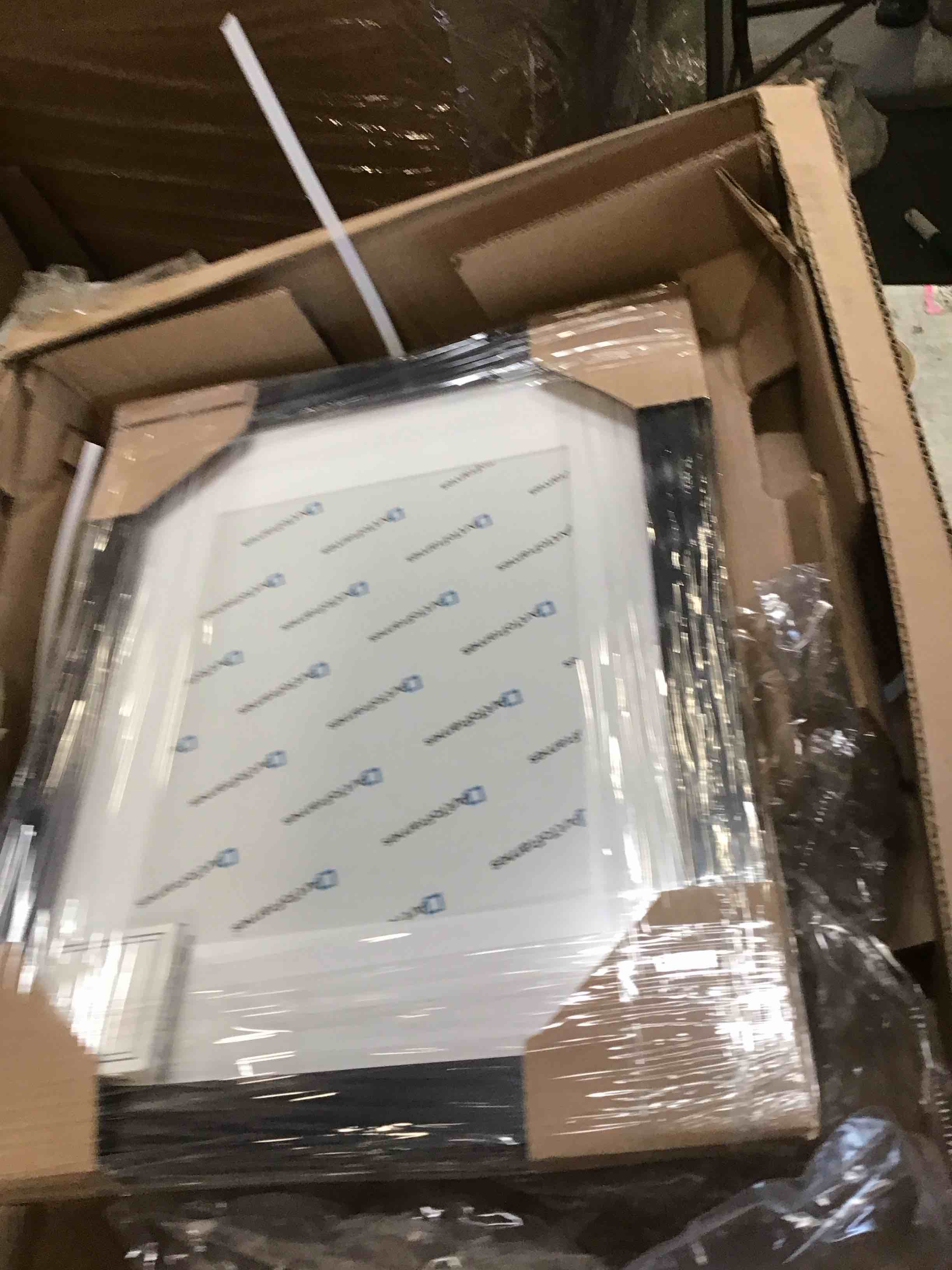 https://s3.amazonaws.com/lotting-images-prod/bidfta/PNK2249628_1739909052963.jpeg