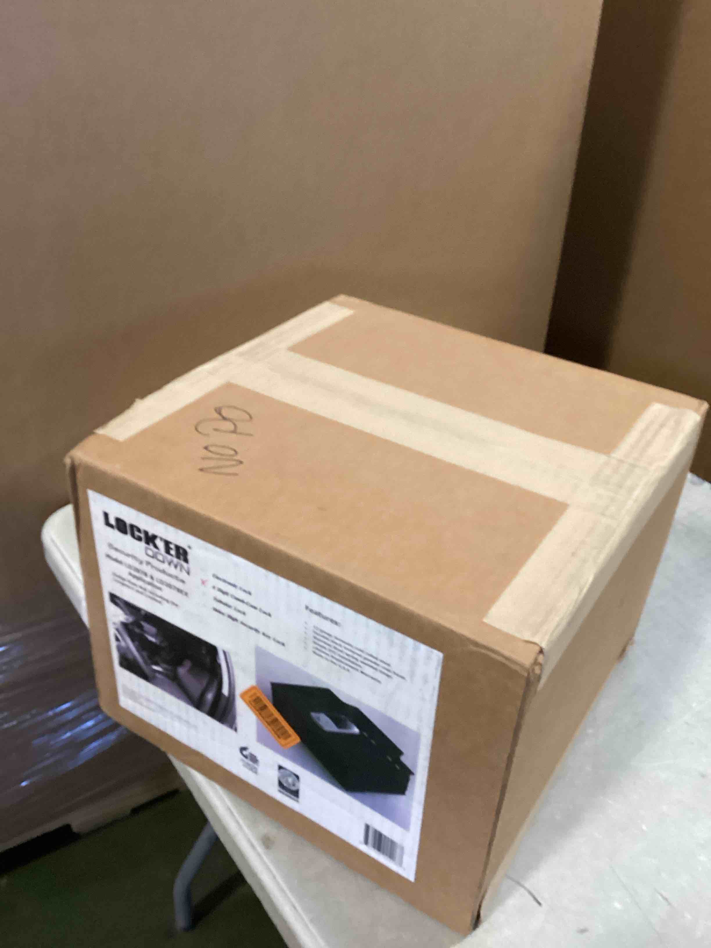https://s3.amazonaws.com/lotting-images-prod/bidfta/PNK2250052_1740057763114.jpeg