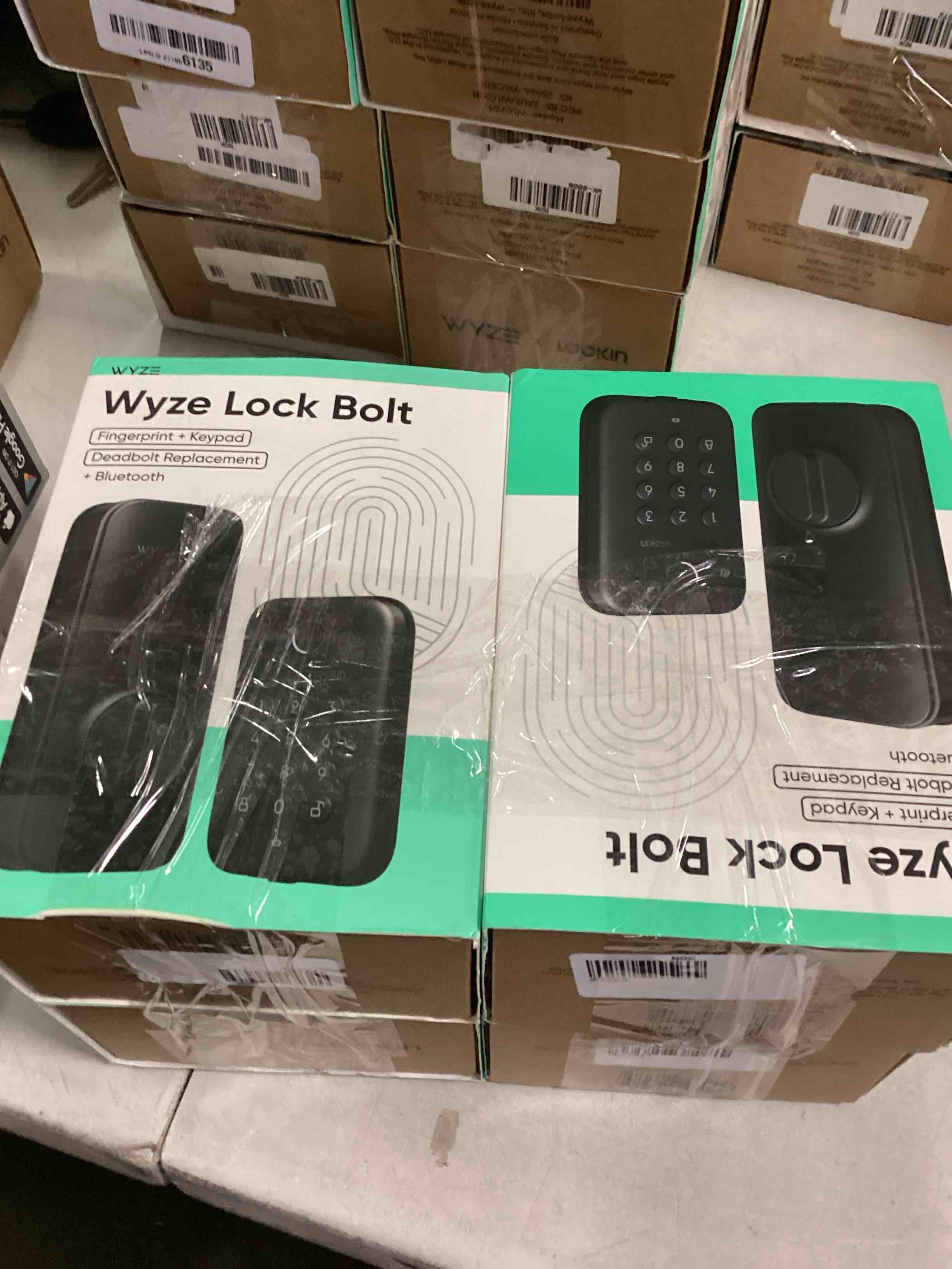 https://s3.amazonaws.com/lotting-images-prod/bidfta/PNK2251489_1739457194499.jpeg