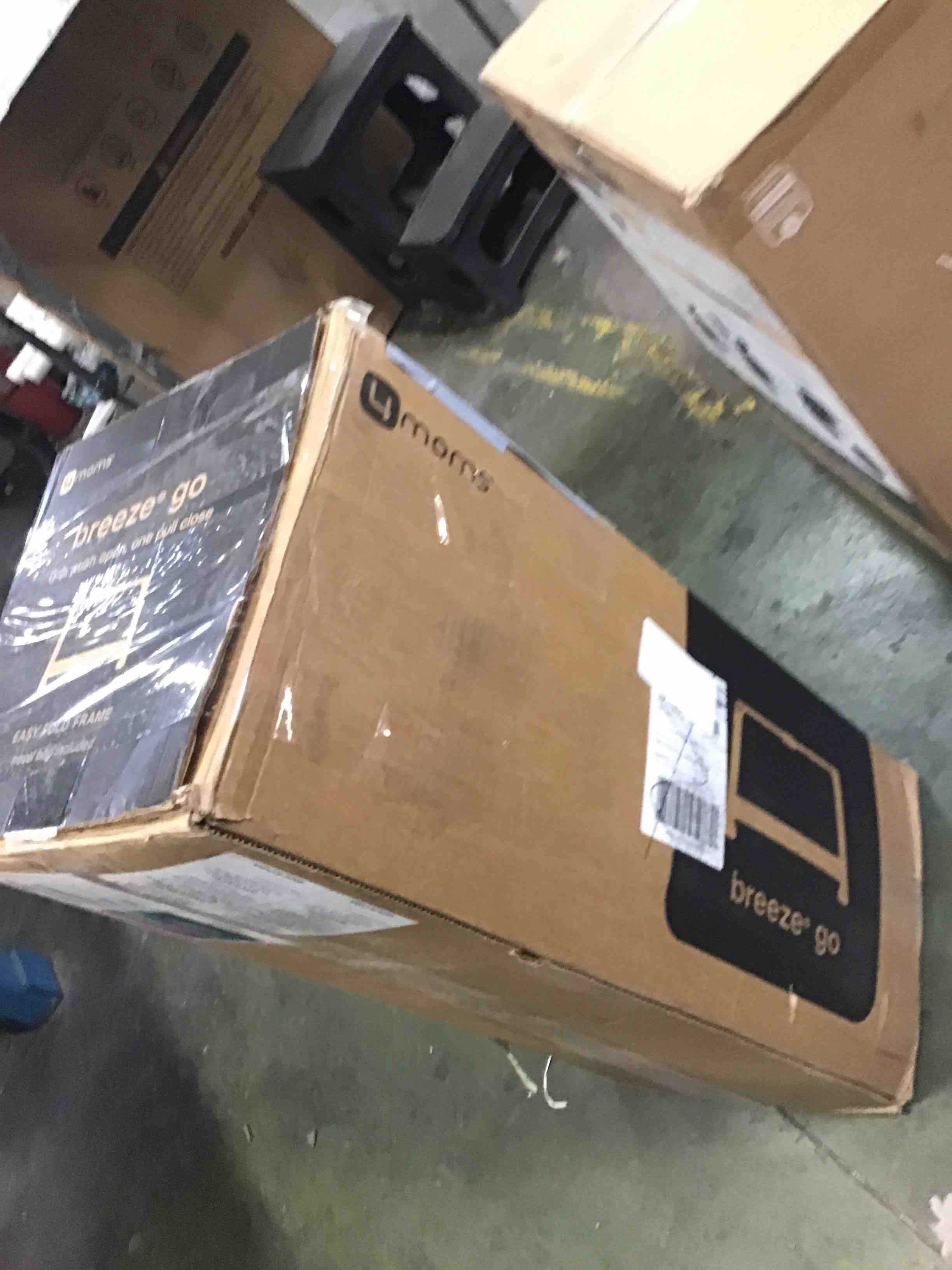 https://s3.amazonaws.com/lotting-images-prod/bidfta/PNK2252852_1740163999533.jpeg