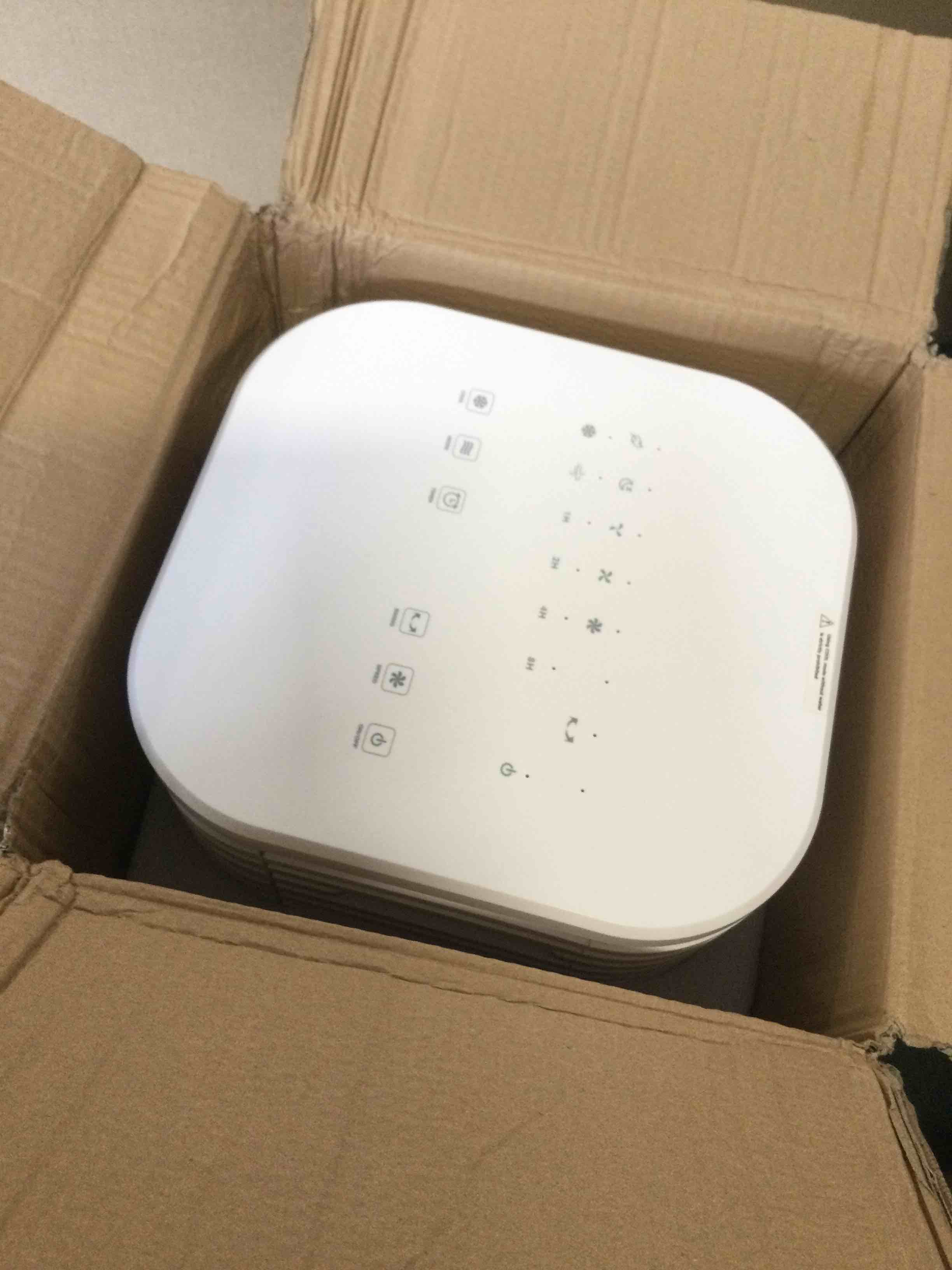 https://s3.amazonaws.com/lotting-images-prod/bidfta/PNK2252945_1740408346652.jpeg