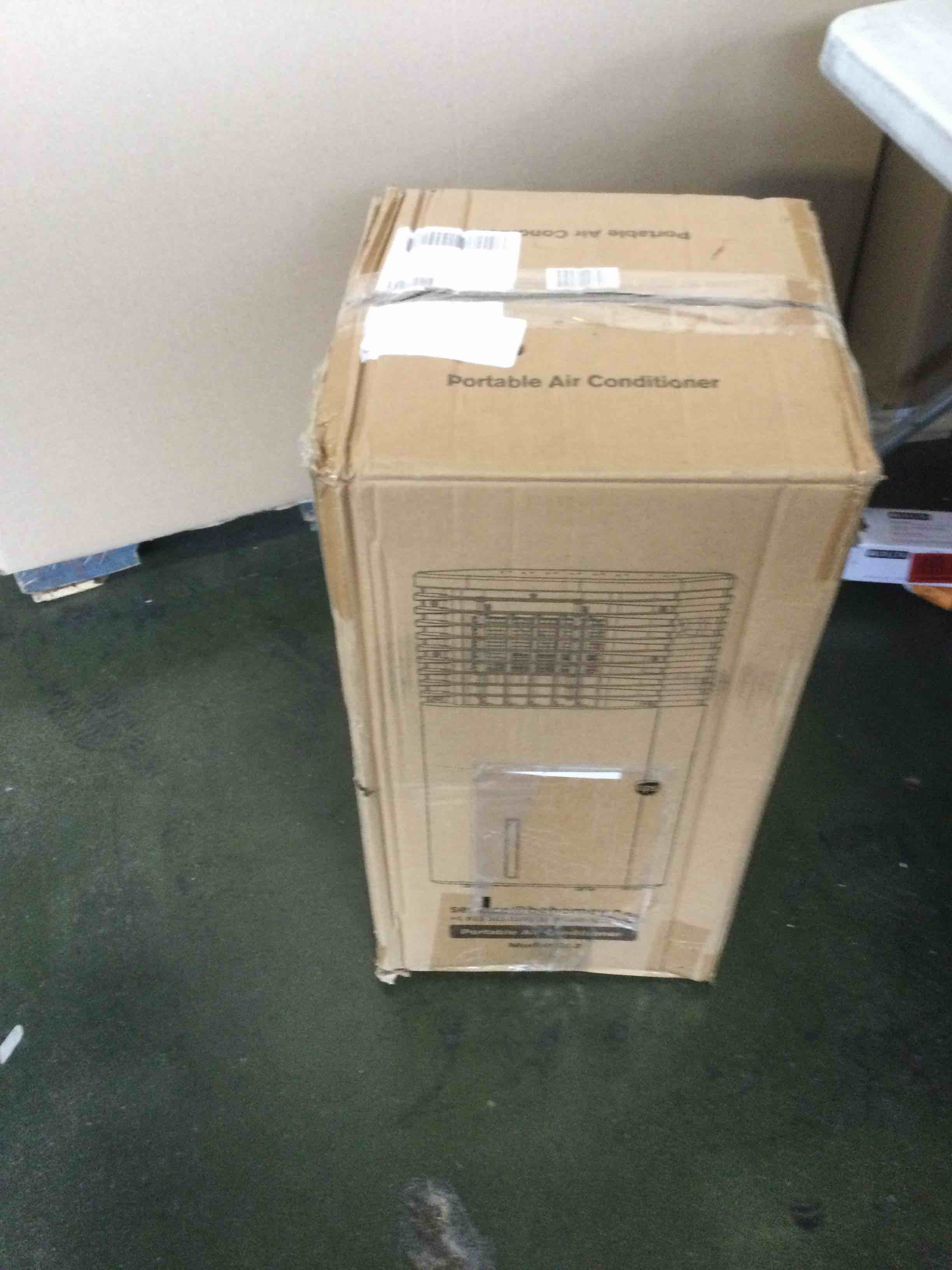 https://s3.amazonaws.com/lotting-images-prod/bidfta/PNK2252945_1740408392099.jpeg