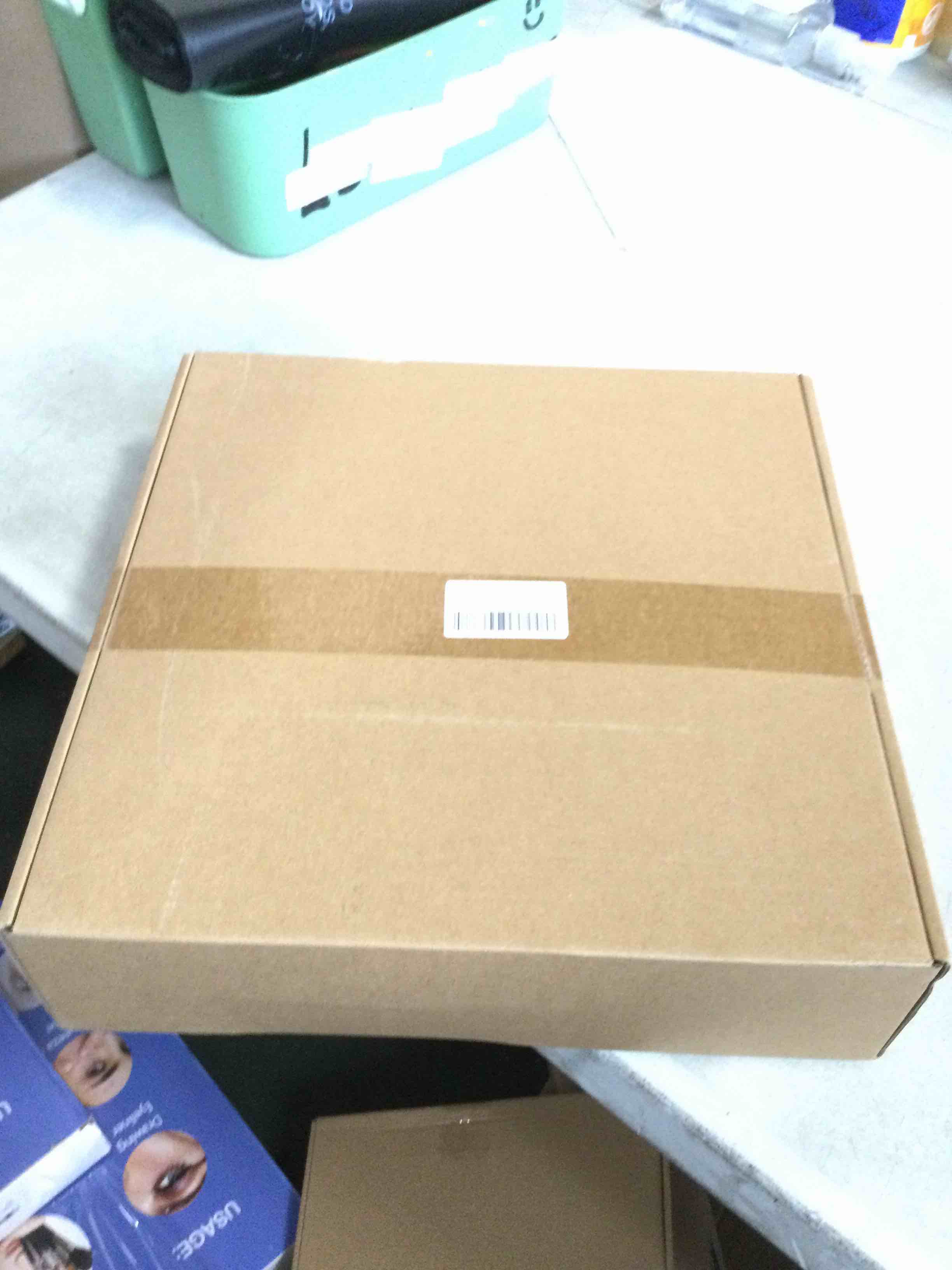 https://s3.amazonaws.com/lotting-images-prod/bidfta/PNK2253070_1740425995169.jpeg