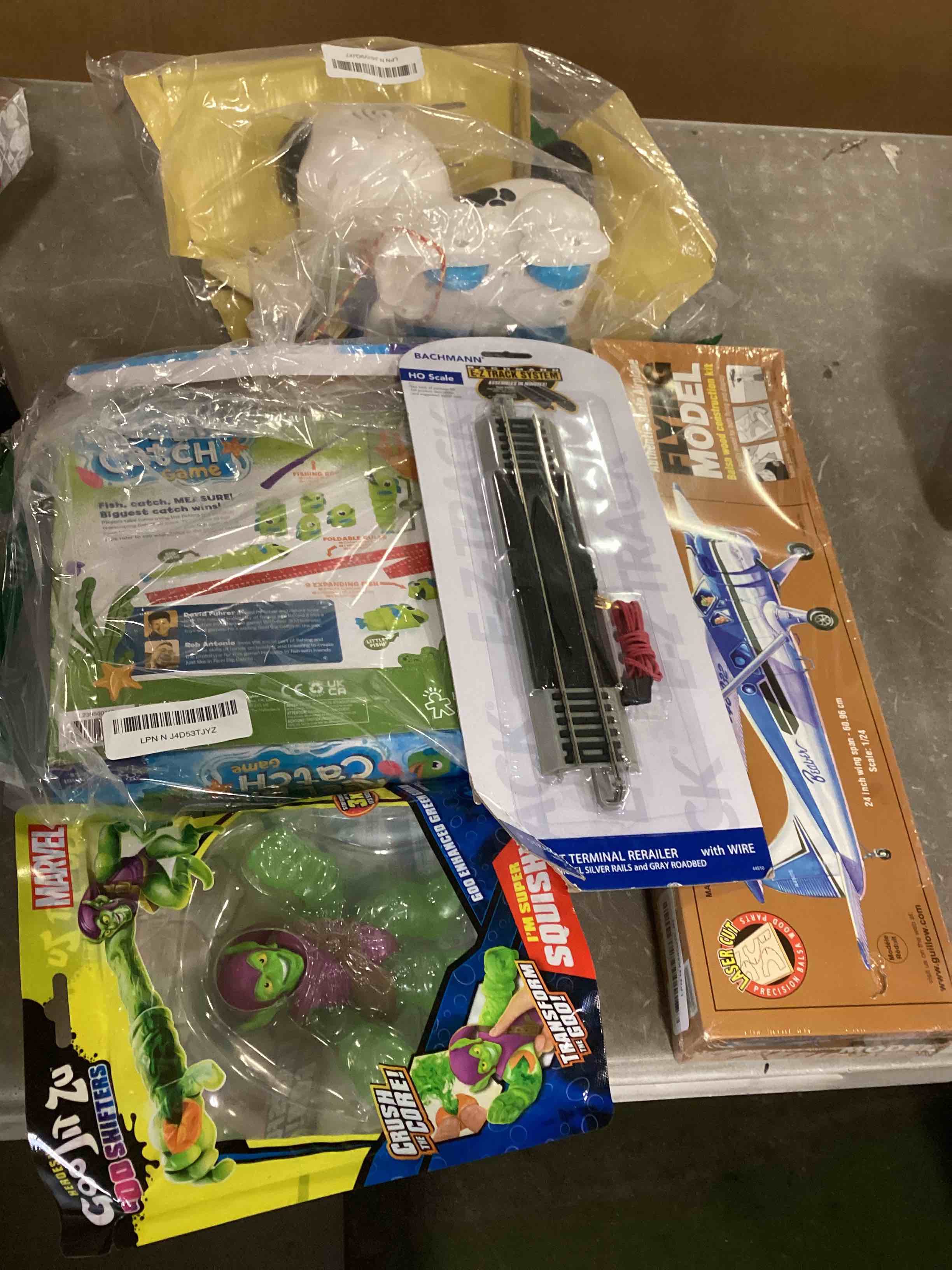 ASSORTED OF(5 TOYS ) BOY &GIRLS (MAY VARIE STYLE) 