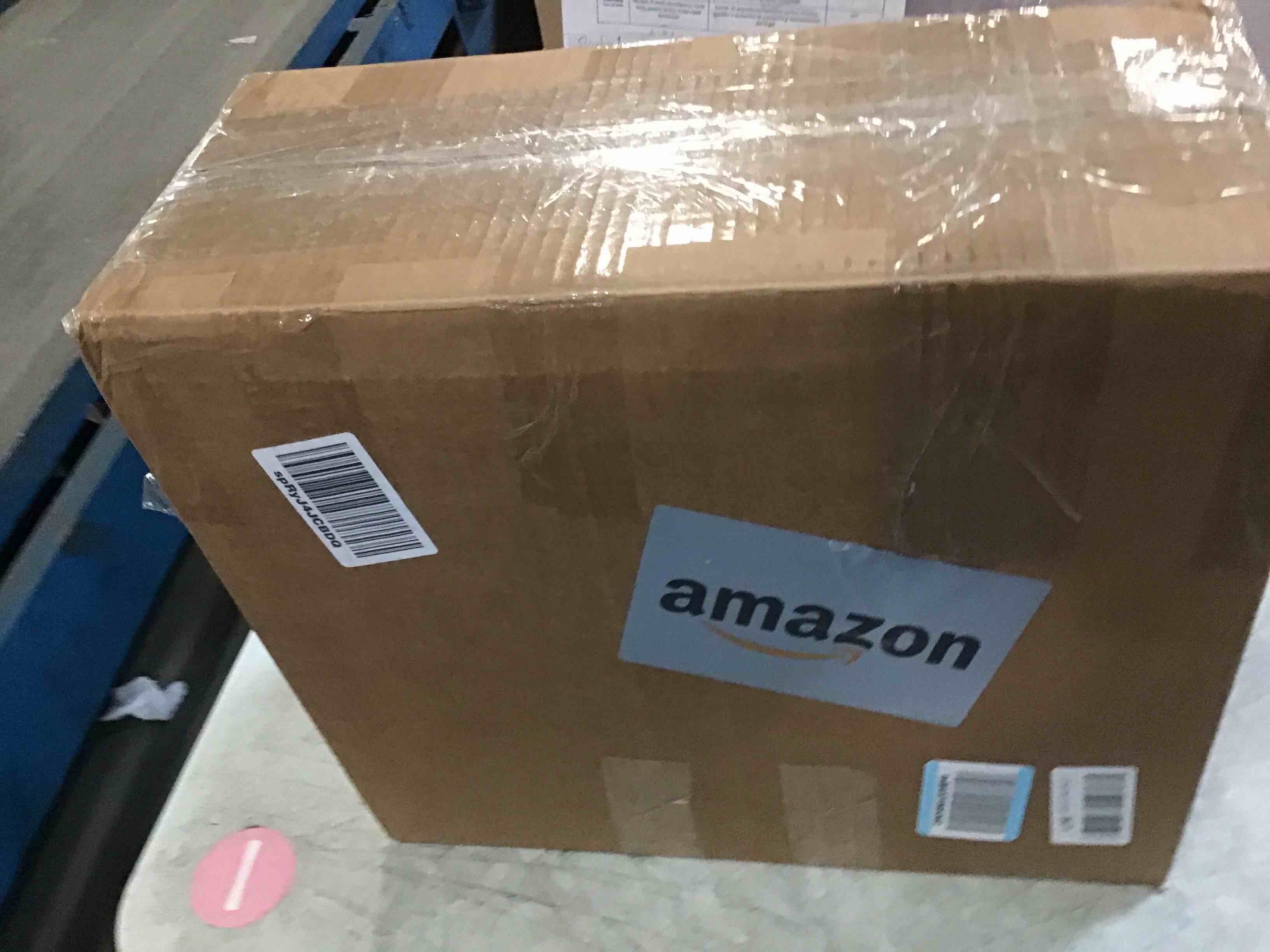 https://s3.amazonaws.com/lotting-images-prod/bidfta/PNK2256453_1740065551277.jpeg