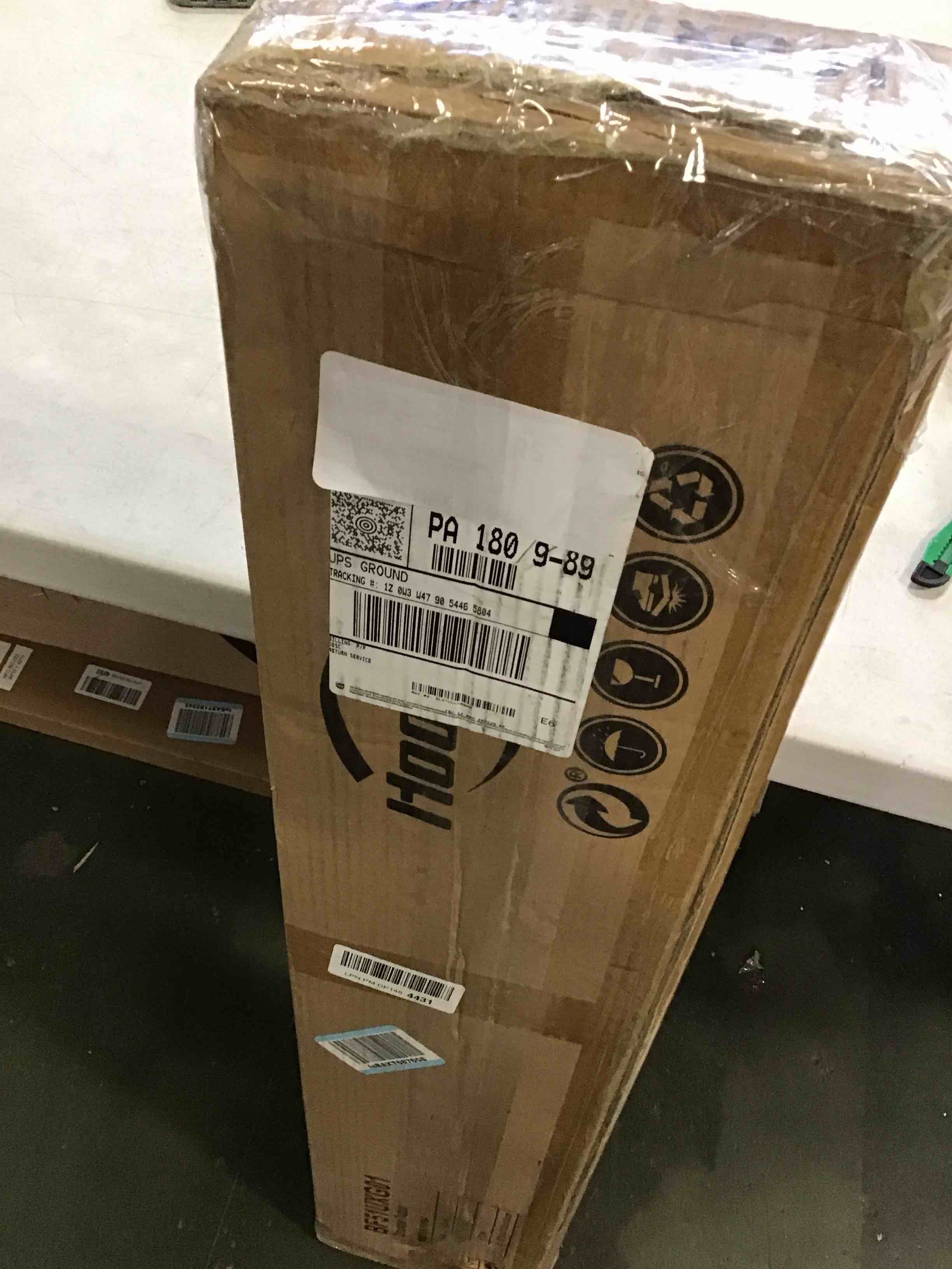 https://s3.amazonaws.com/lotting-images-prod/bidfta/PNK2256996_1740517730569.jpeg